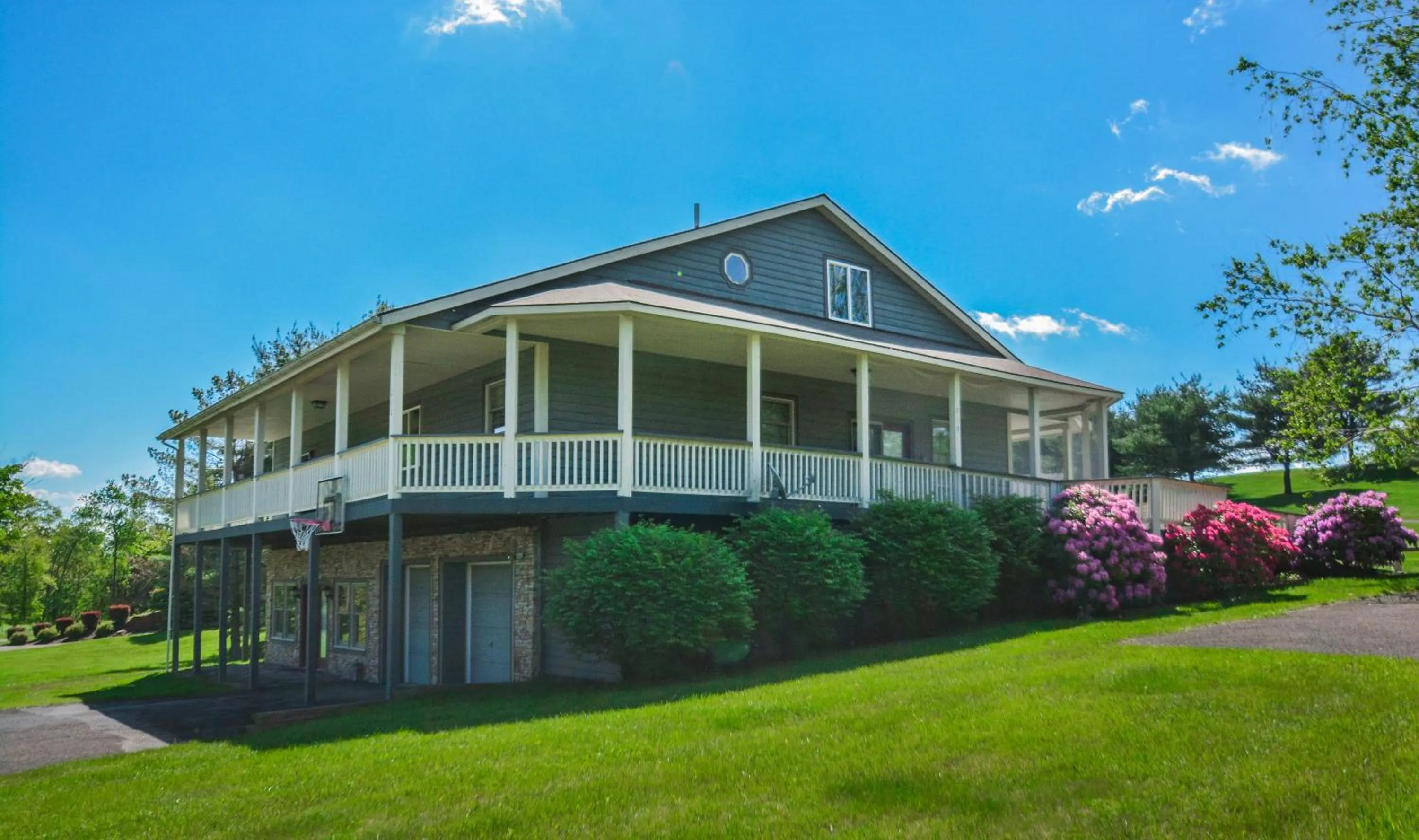 Property building in Forever Young