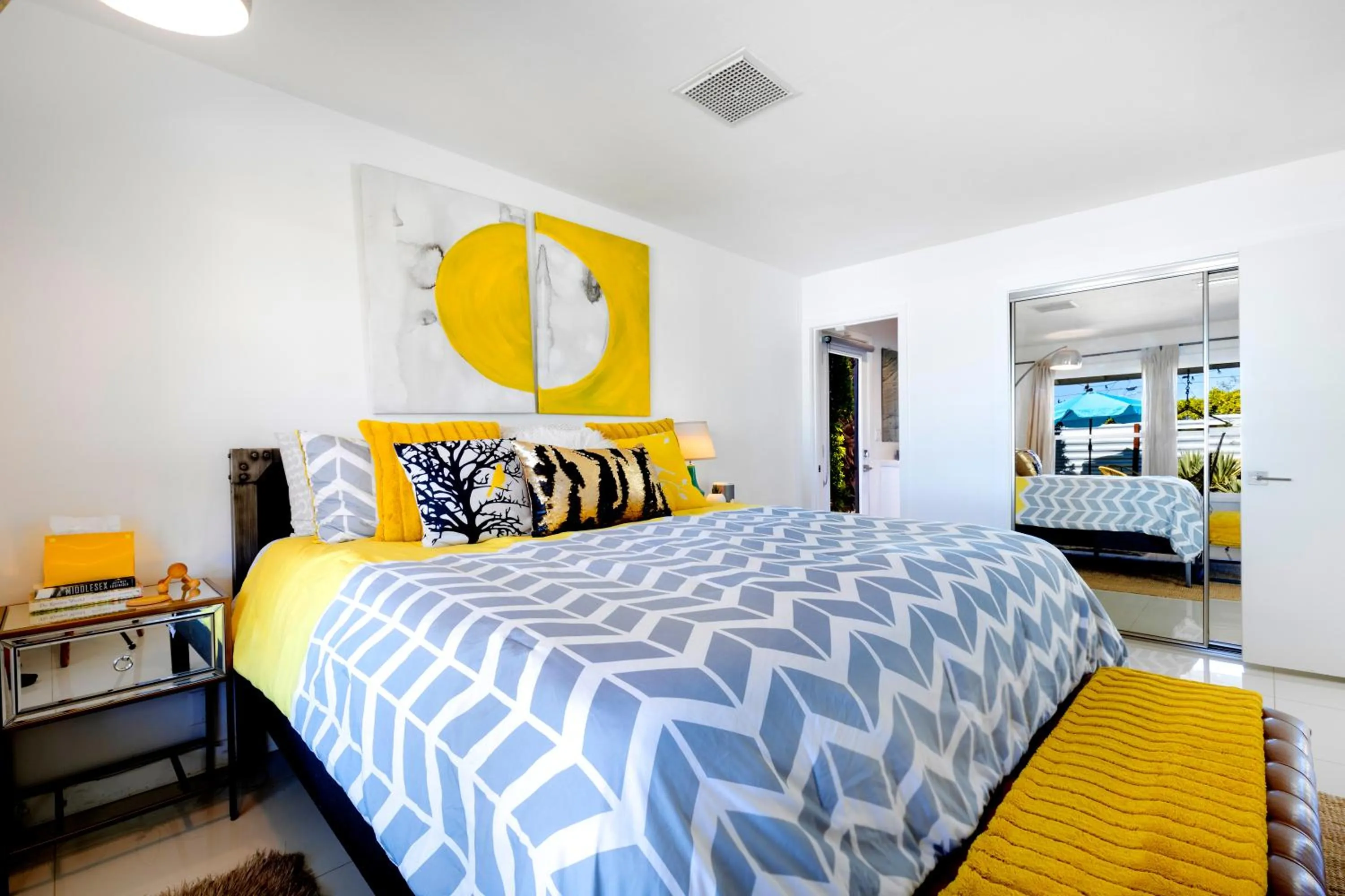 Bed in Amarillo House - Luxury Home with Pool & Spa