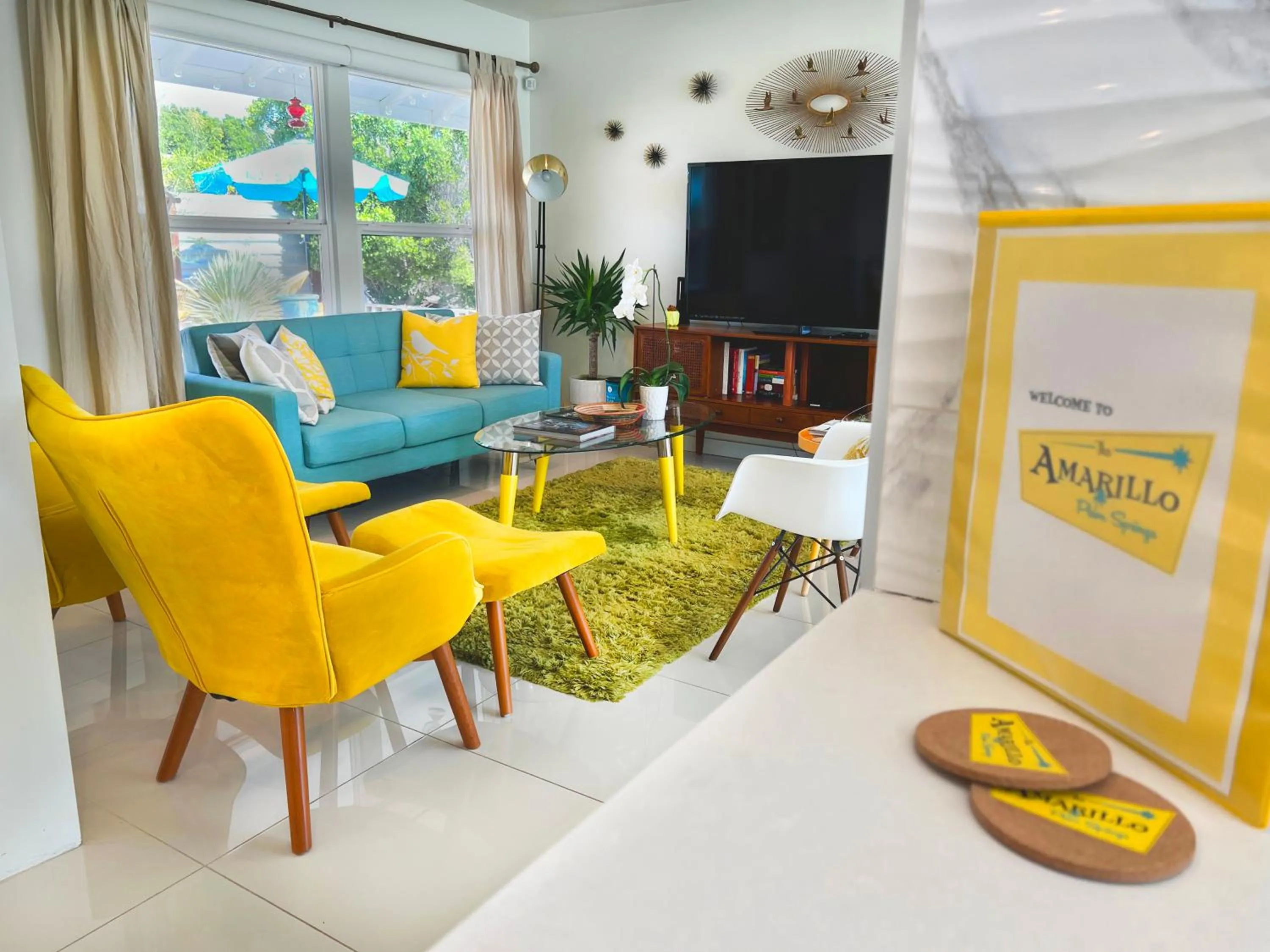 Amarillo House - Luxury Home with Pool & Spa