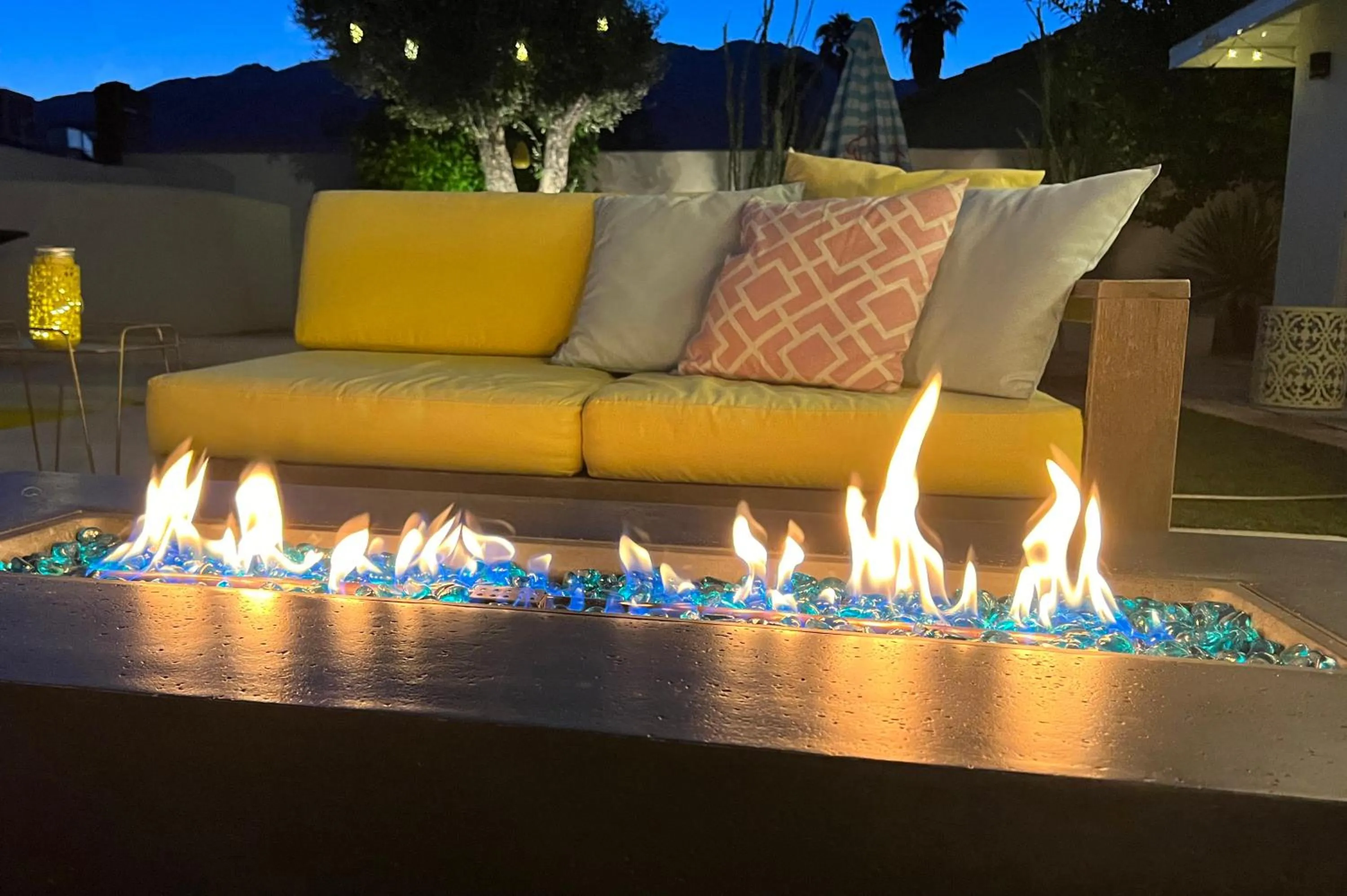 Amarillo House - Luxury Home with Pool & Spa