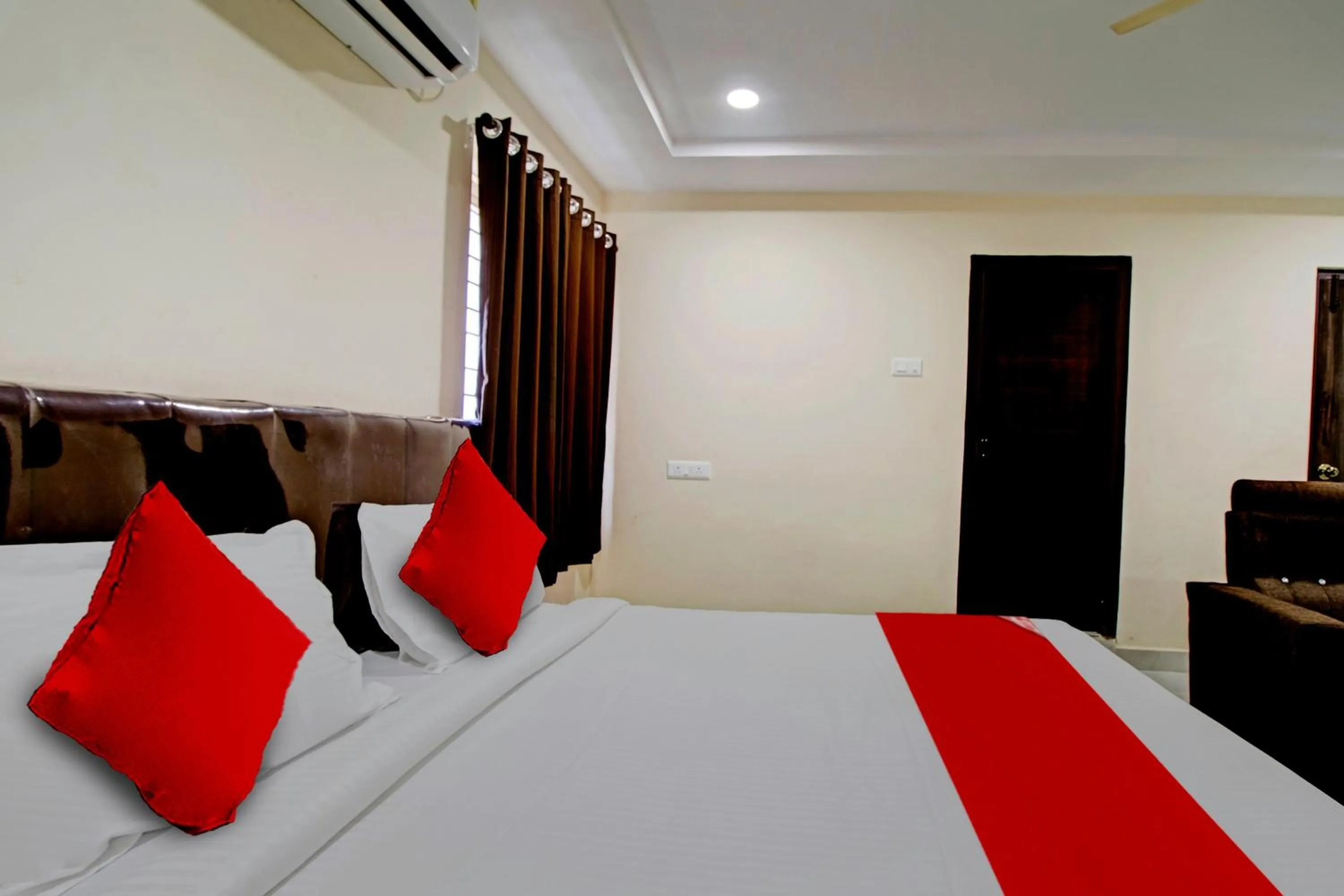 Bedroom in Super Hotel O CJ Pride