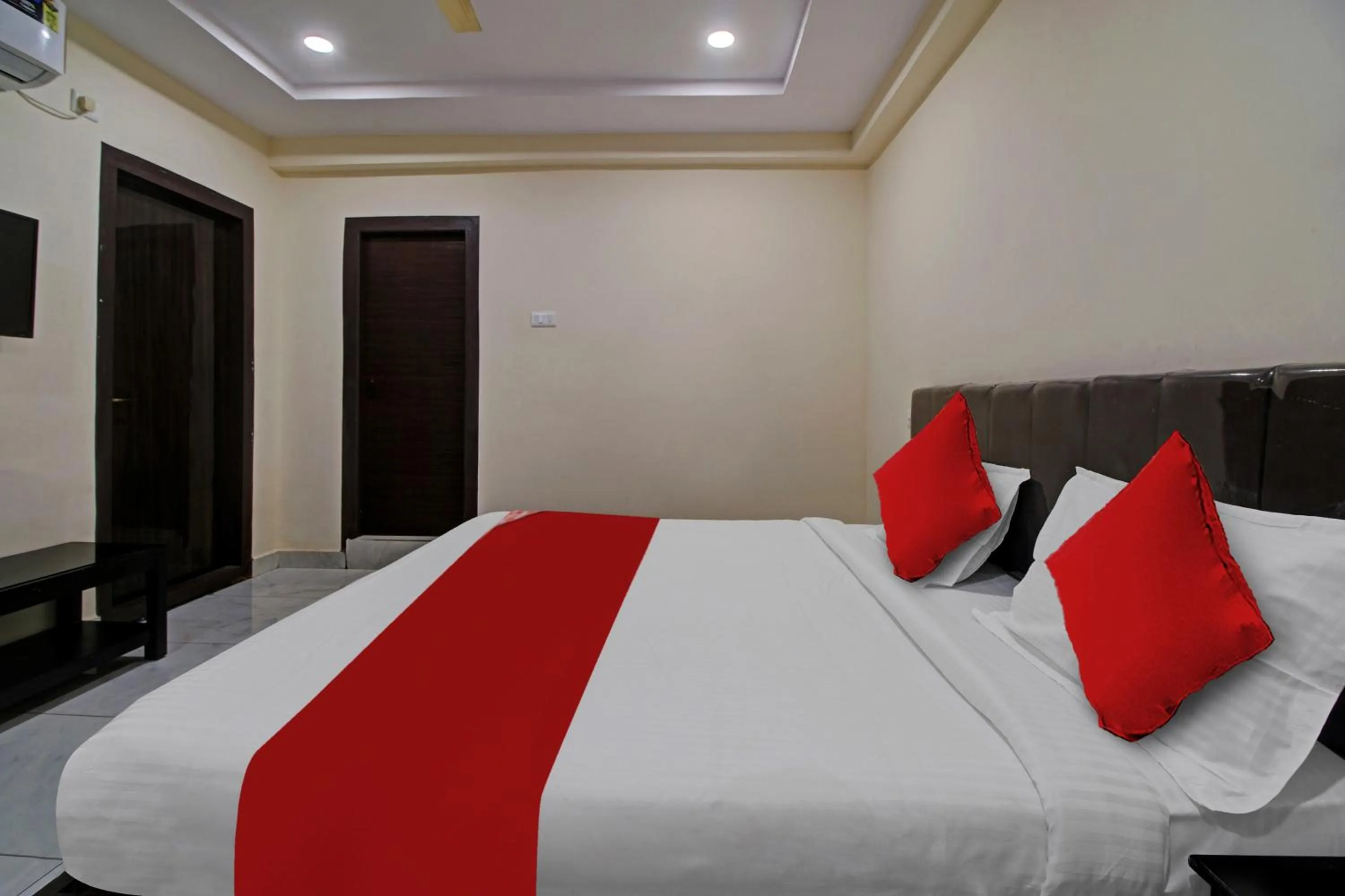 Bedroom in Super Hotel O CJ Pride