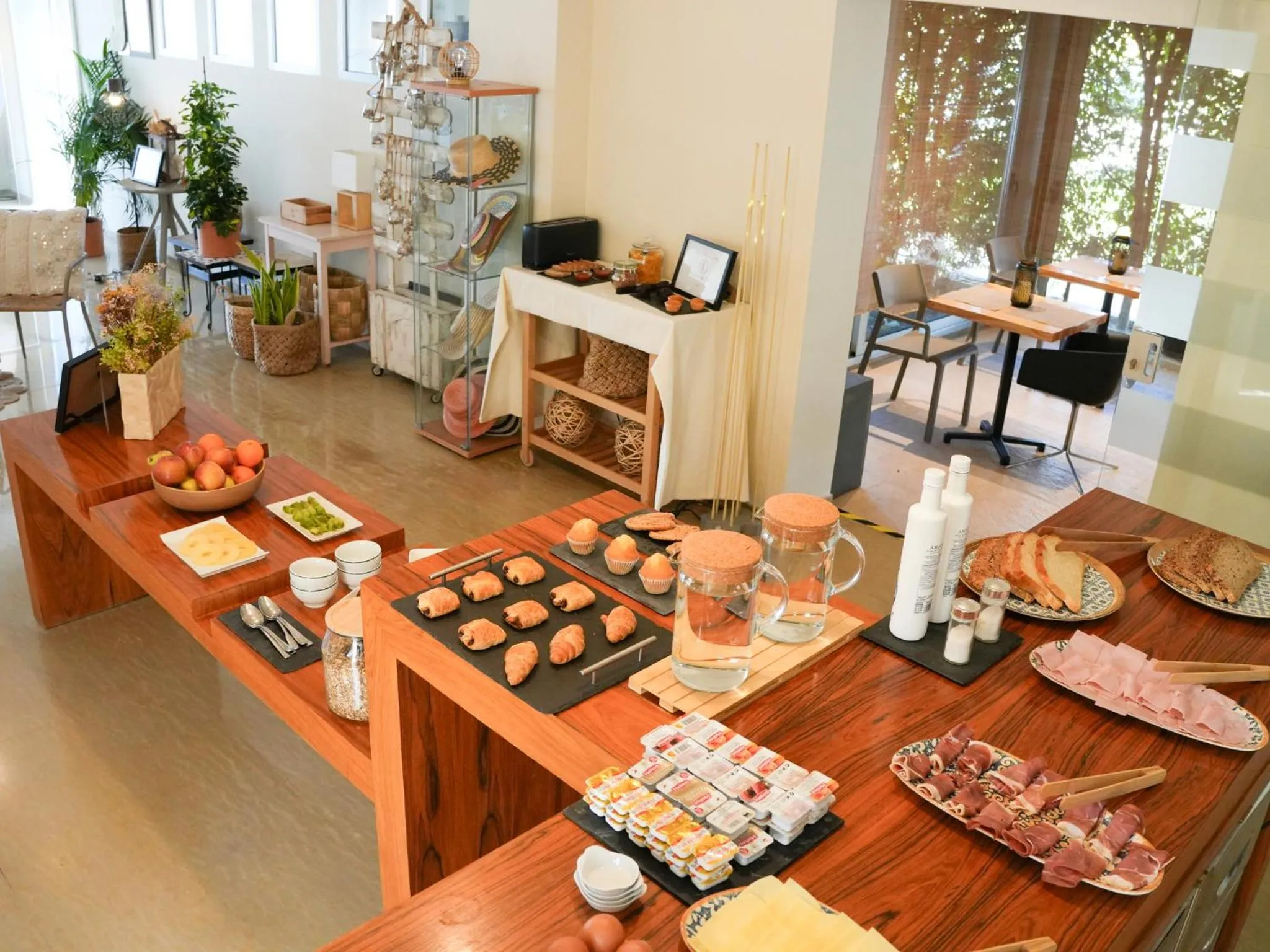 Food in Hotel Boutique Villamor - Only Adults