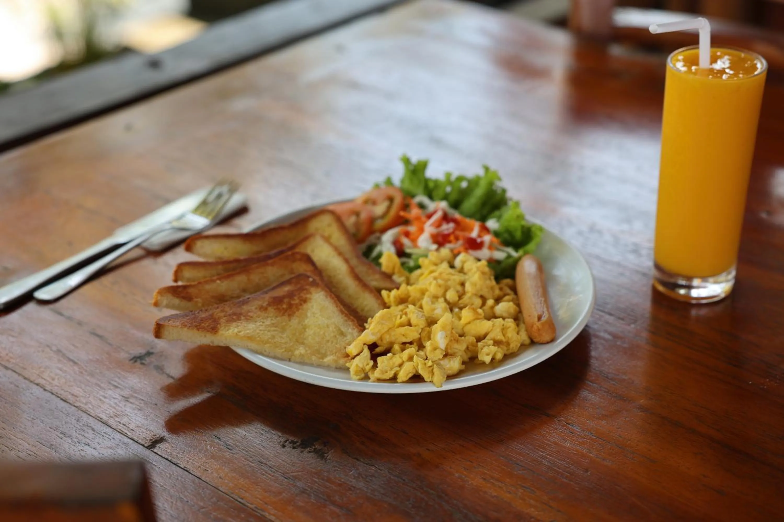 Restaurant/places to eat in Kelingking Tatakan Villa