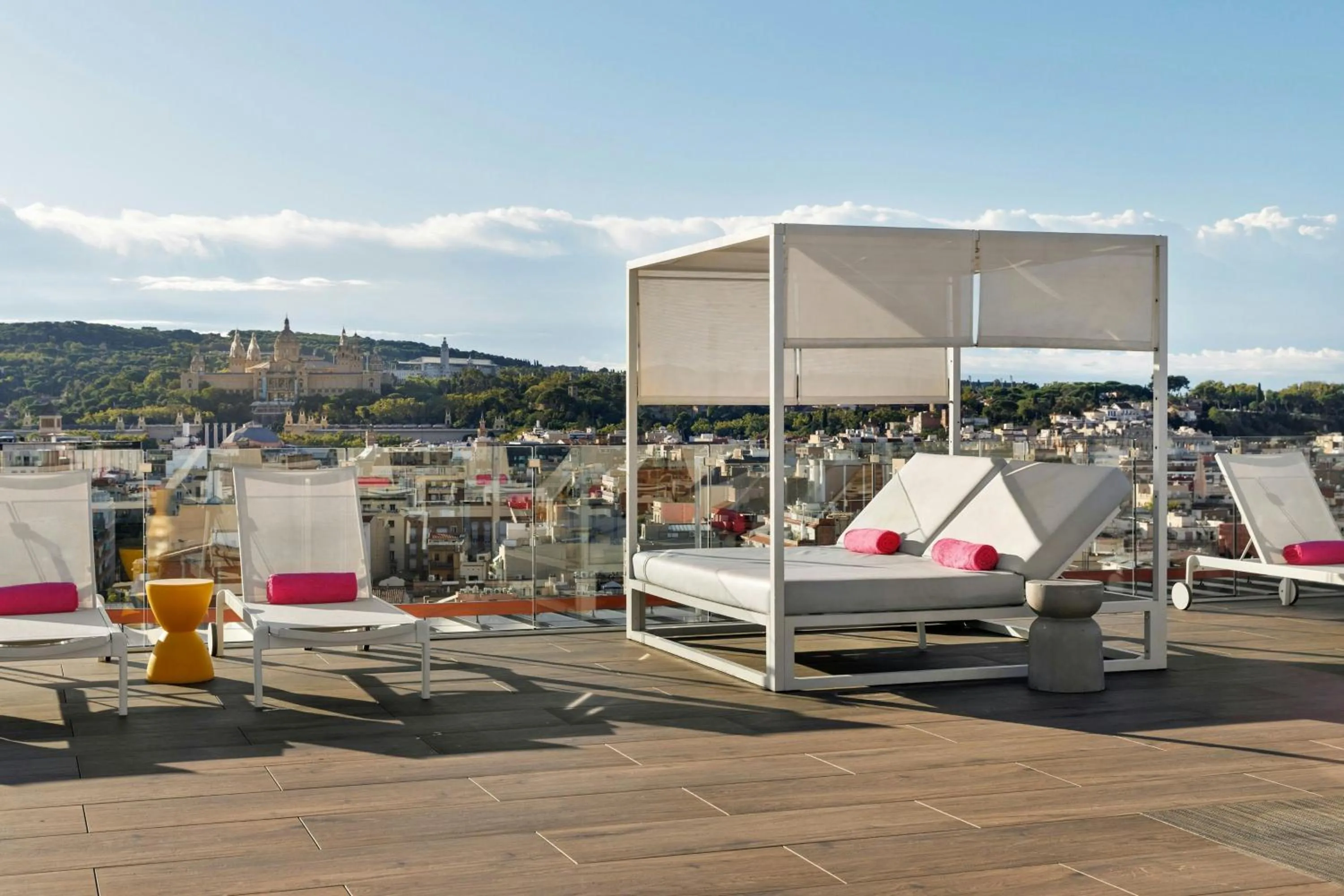 Swimming pool in Moxy Barcelona