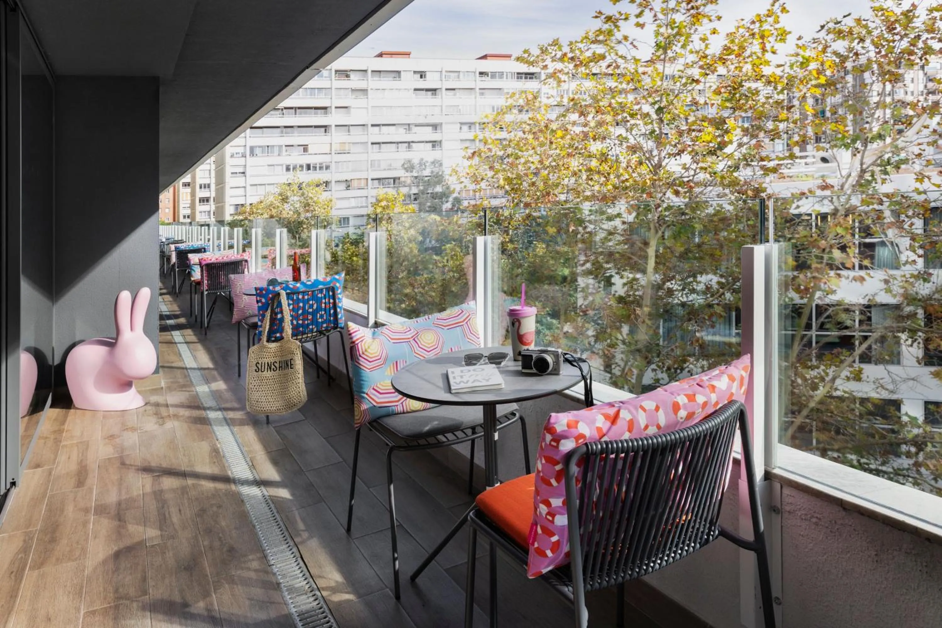 Restaurant/places to eat in Moxy Barcelona