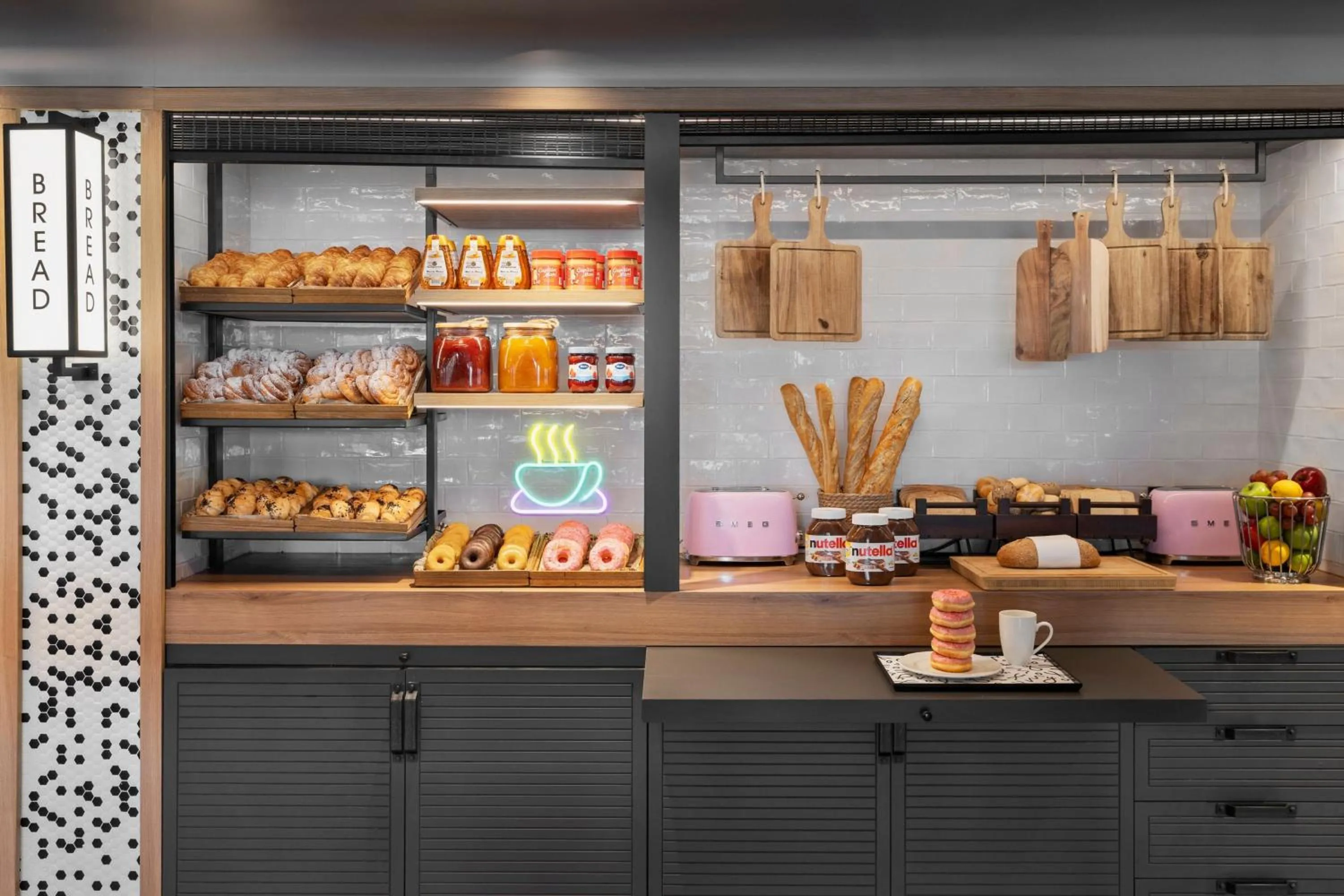 Breakfast in Moxy Barcelona