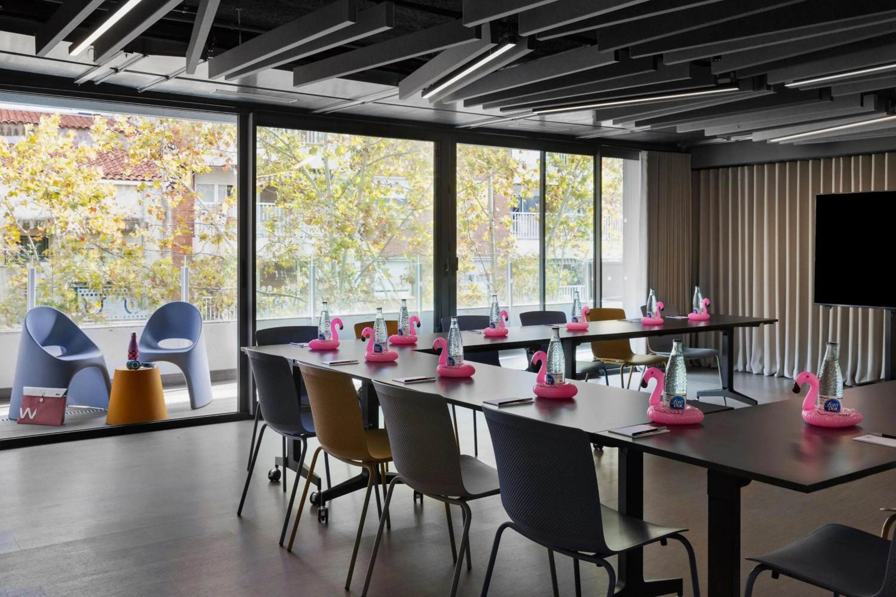 Meeting/conference room in Moxy Barcelona