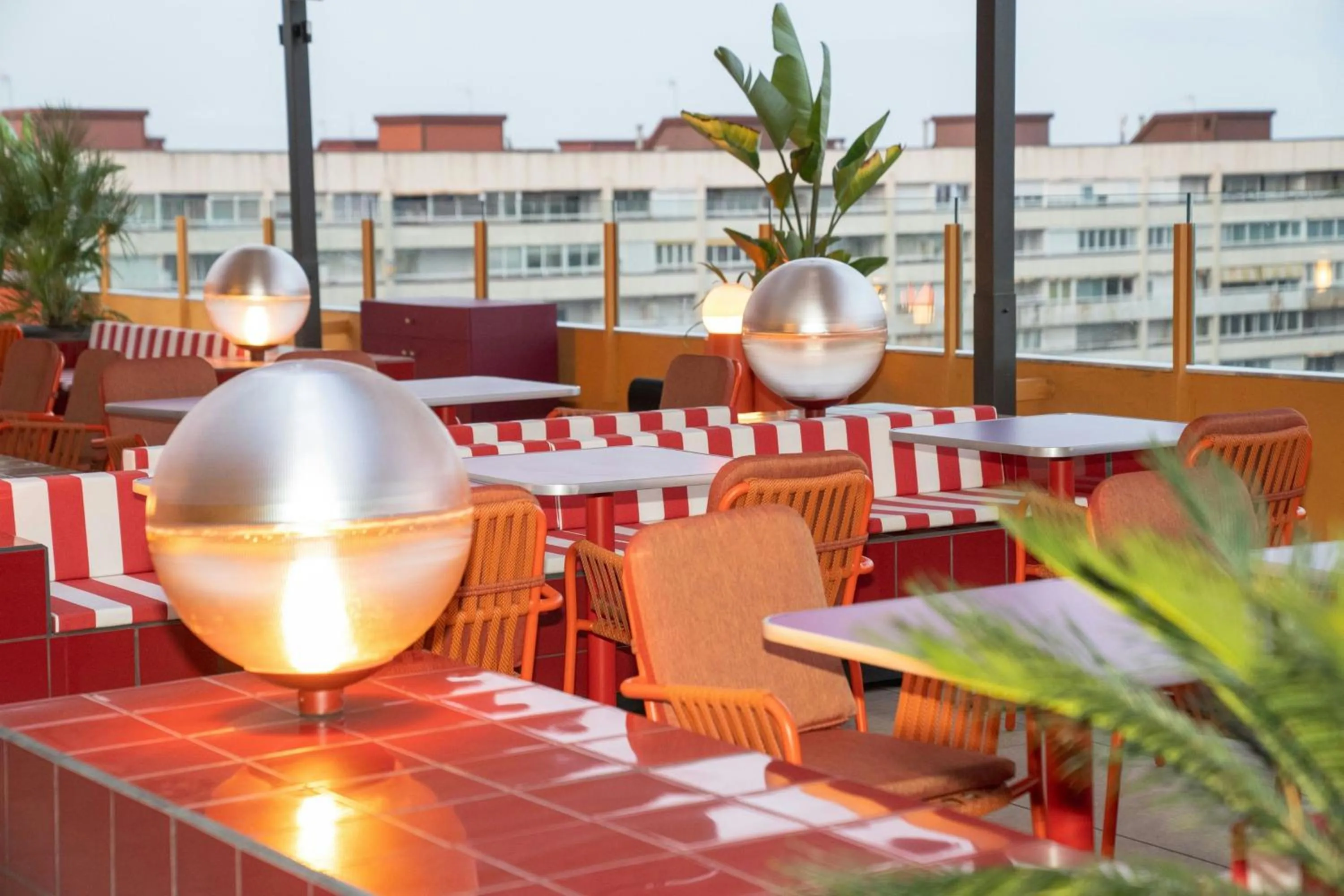 Restaurant/places to eat in Moxy Barcelona