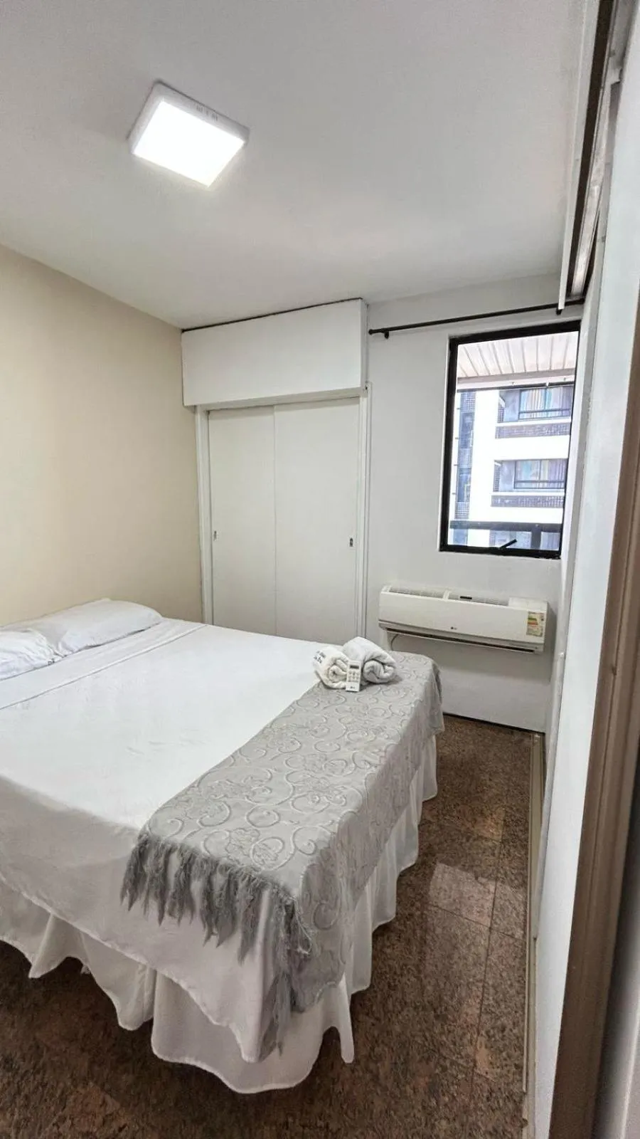 Bed in Flat Atlântico Neto