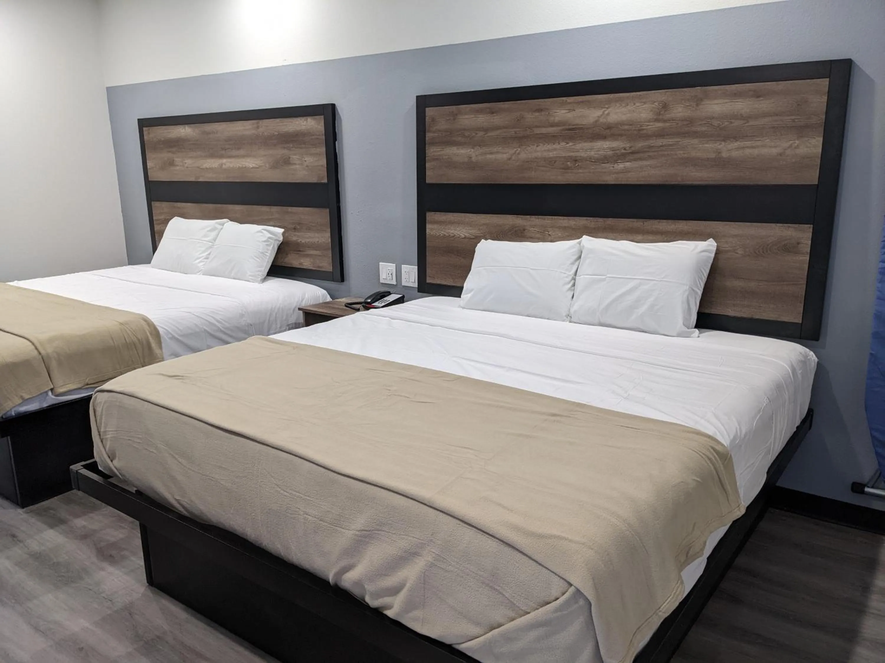 Bed in Captain Suites