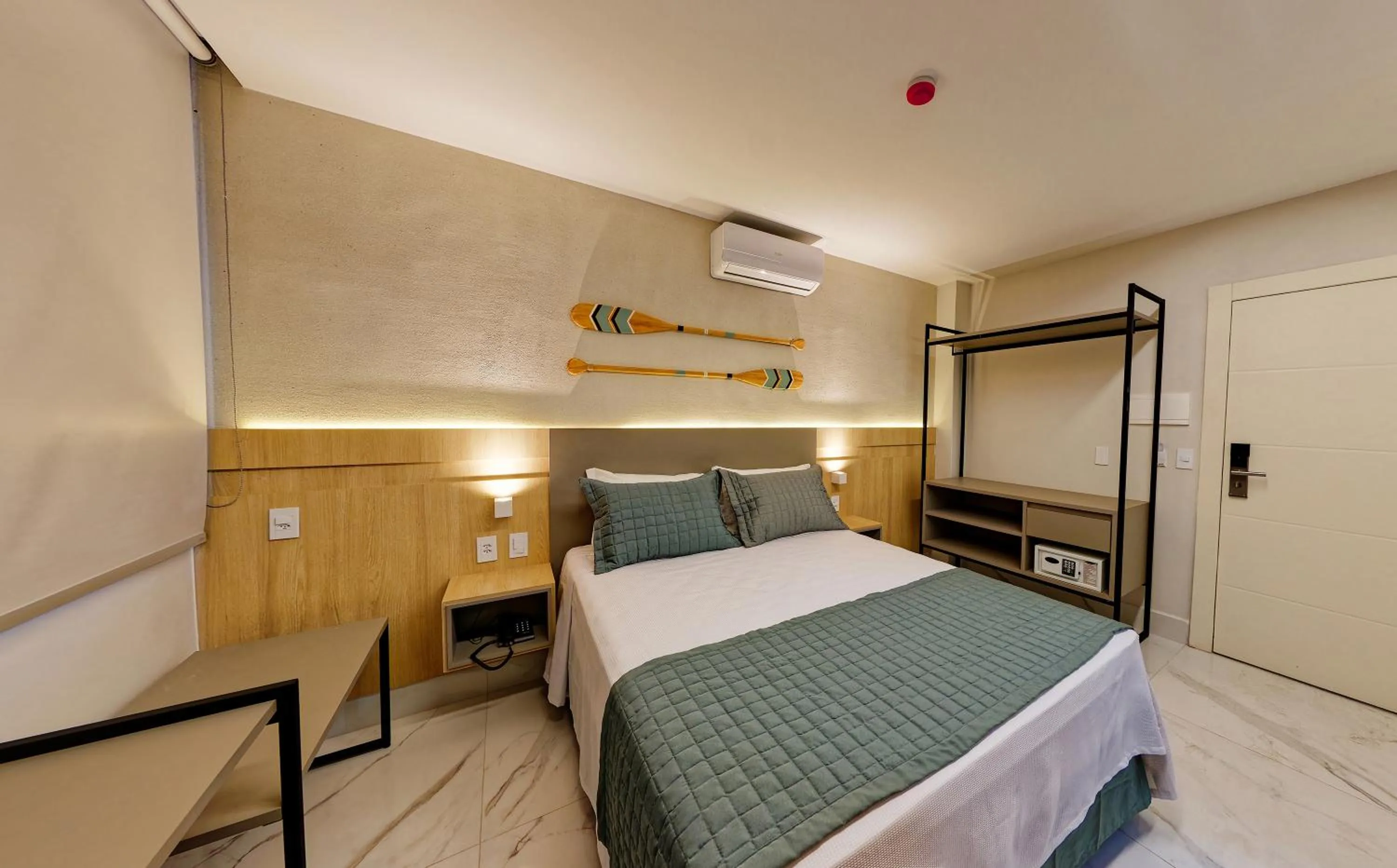 Bedroom, Bed in Gaeta Hotel