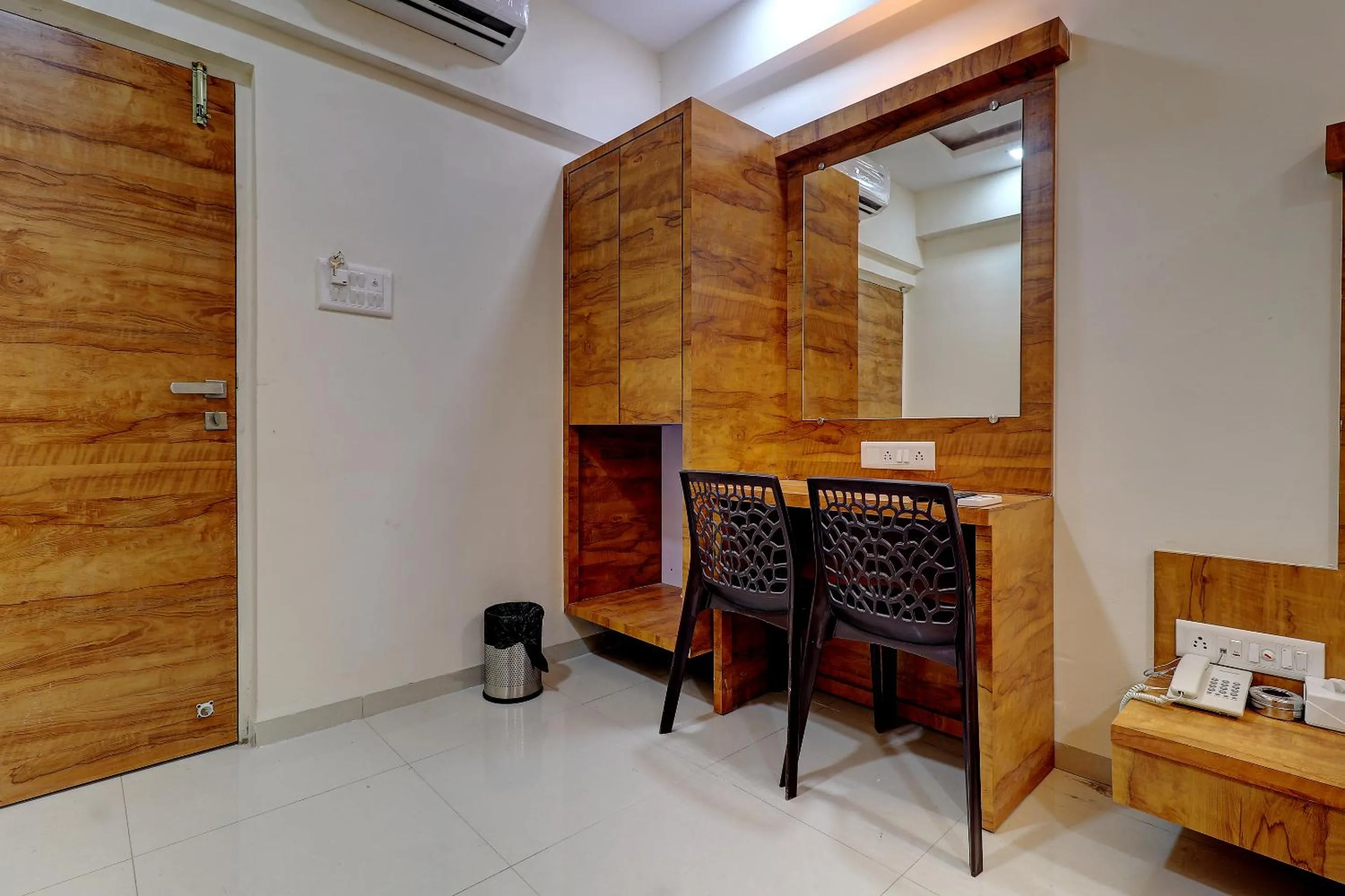 wardrobe in Sun Inn Residency Rabale