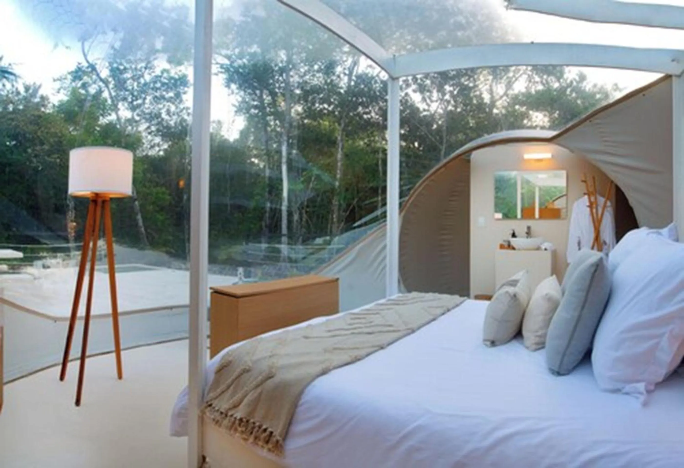 Photo of the whole room, Bed in Alma Maya Resort - Riviera Maya