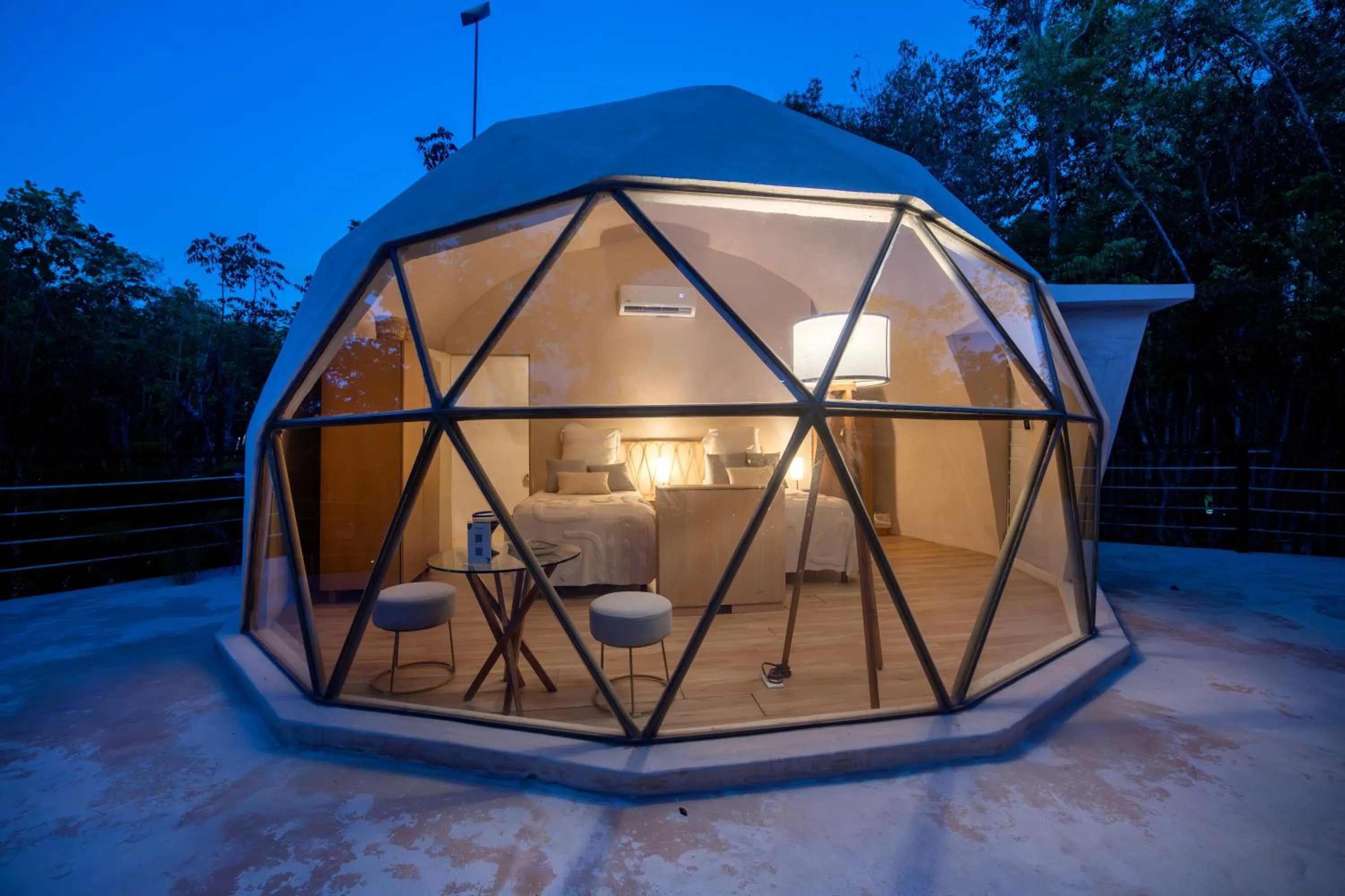 Night in Alma Maya Resort - Riviera Maya