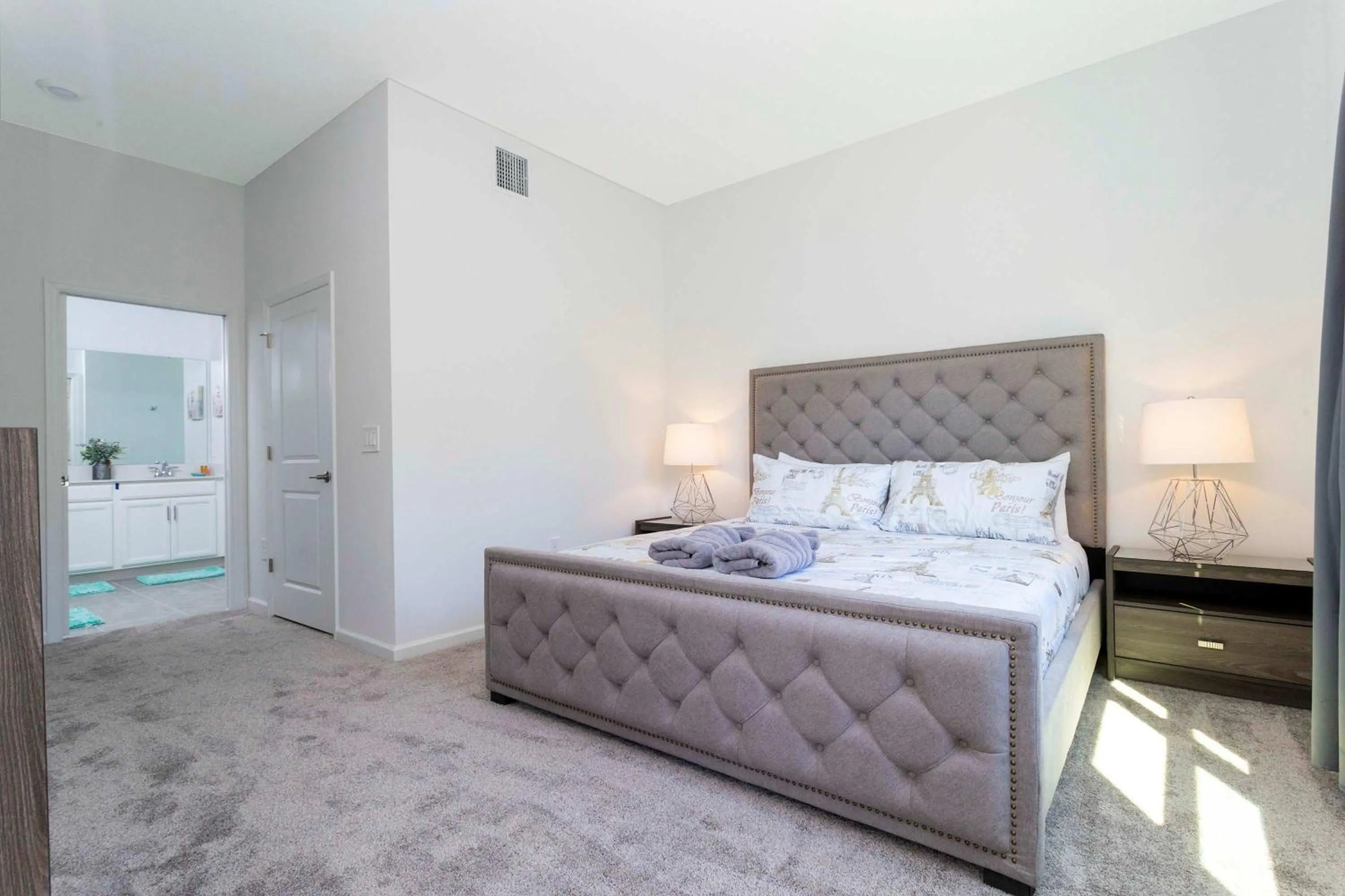 Bed in Family Friendly 2 Bd Close to Disney @Champions Gate 8899