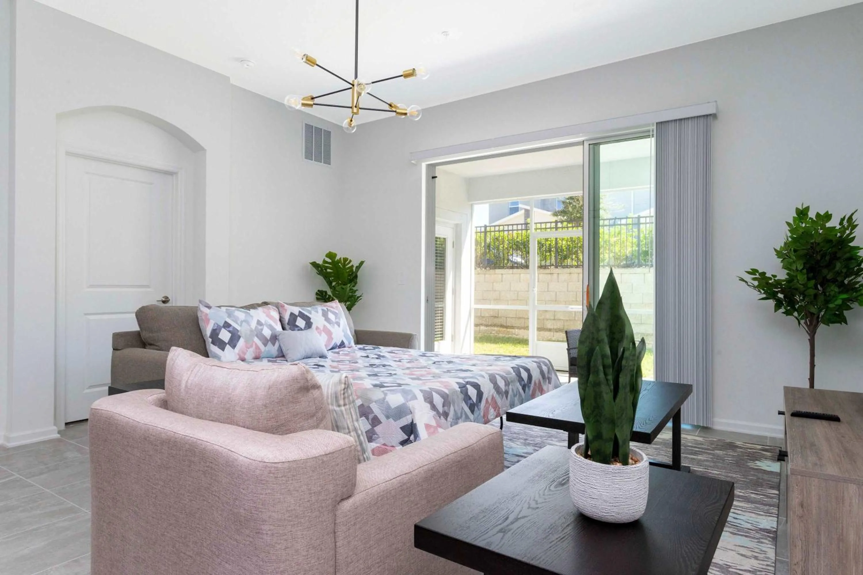 Family Friendly 2 Bd Close to Disney @Champions Gate 8899