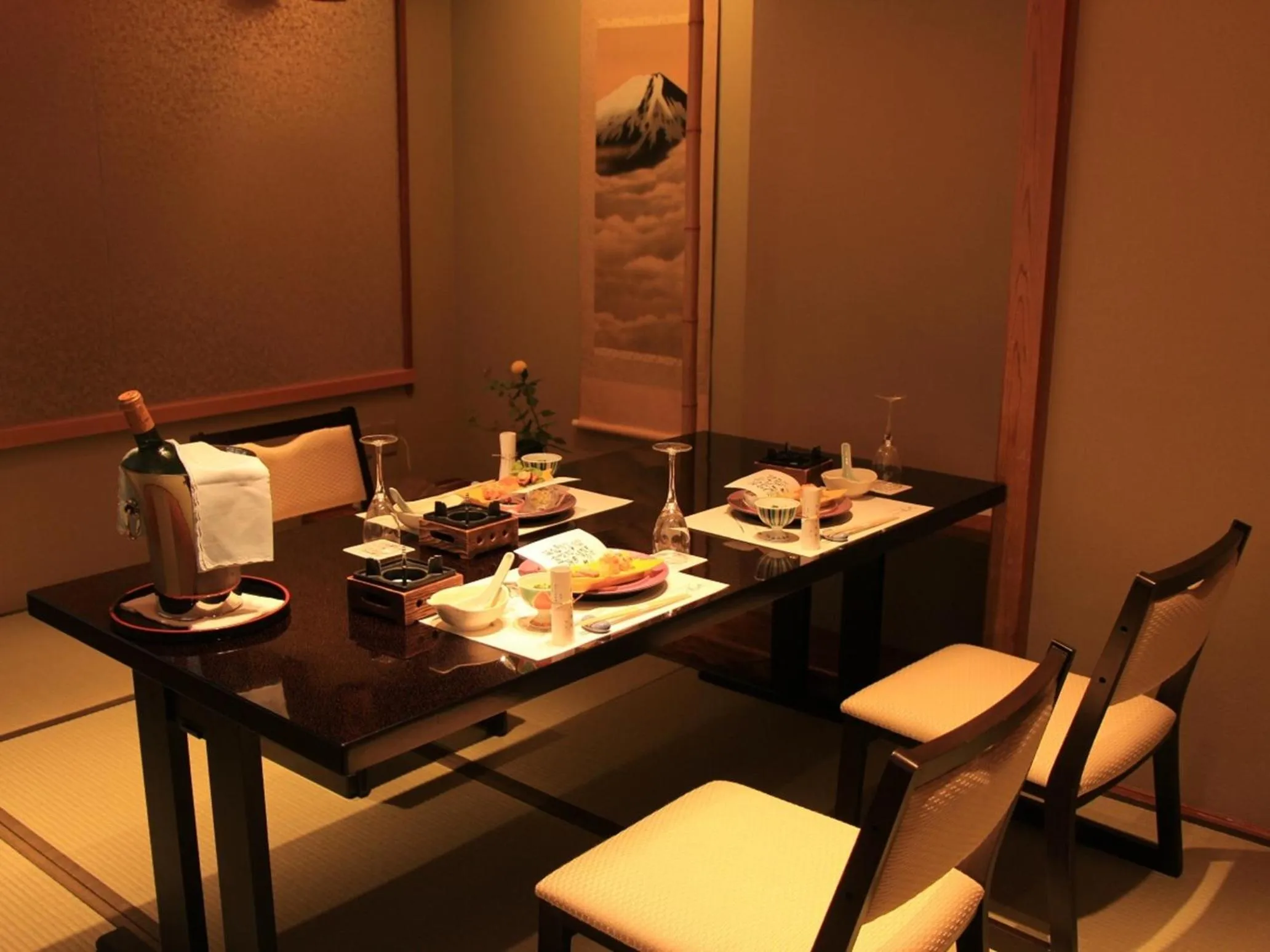 Dinner in Kaneyamaen