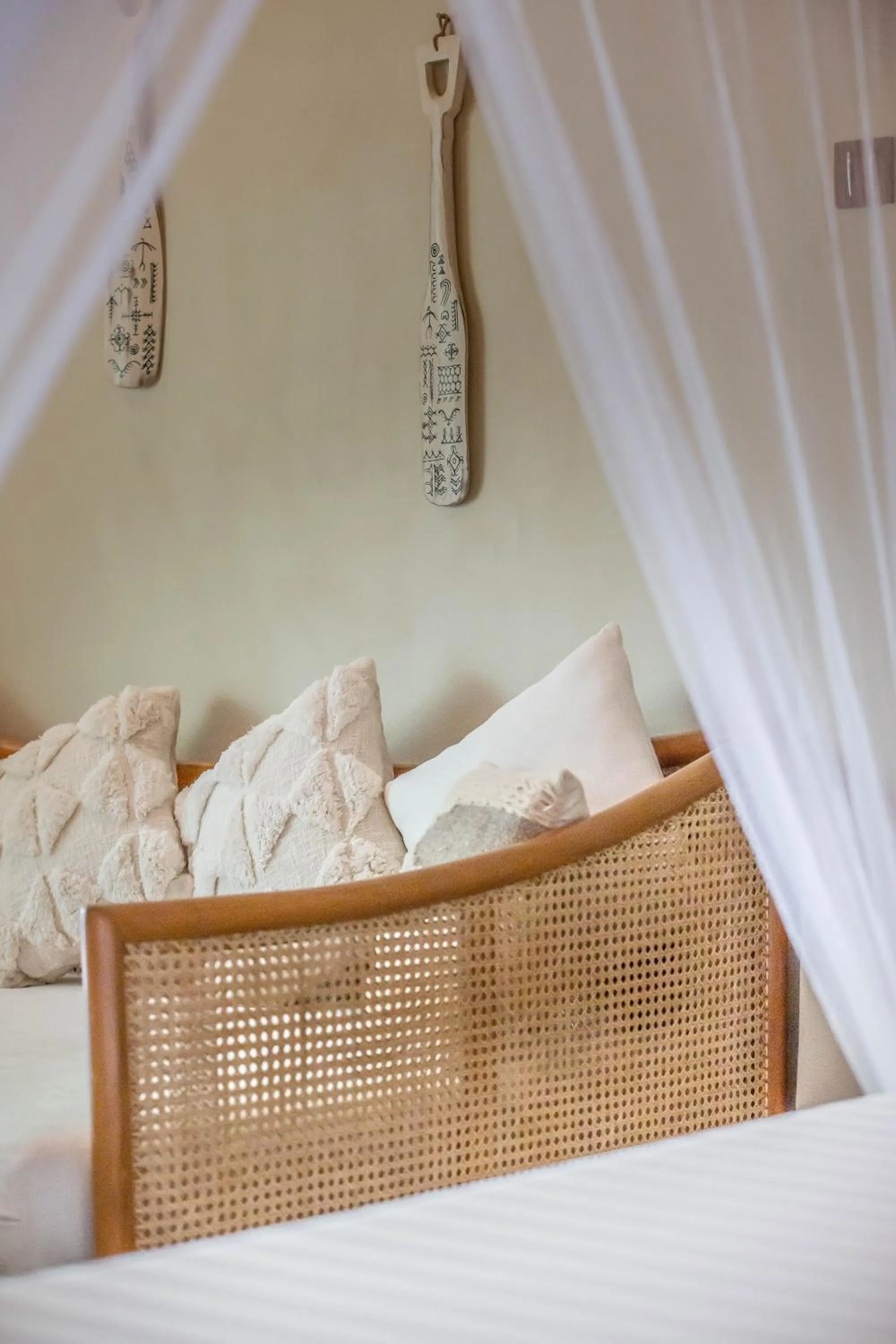 Decorative detail, Bed in The Beach House Ocam Ocam
