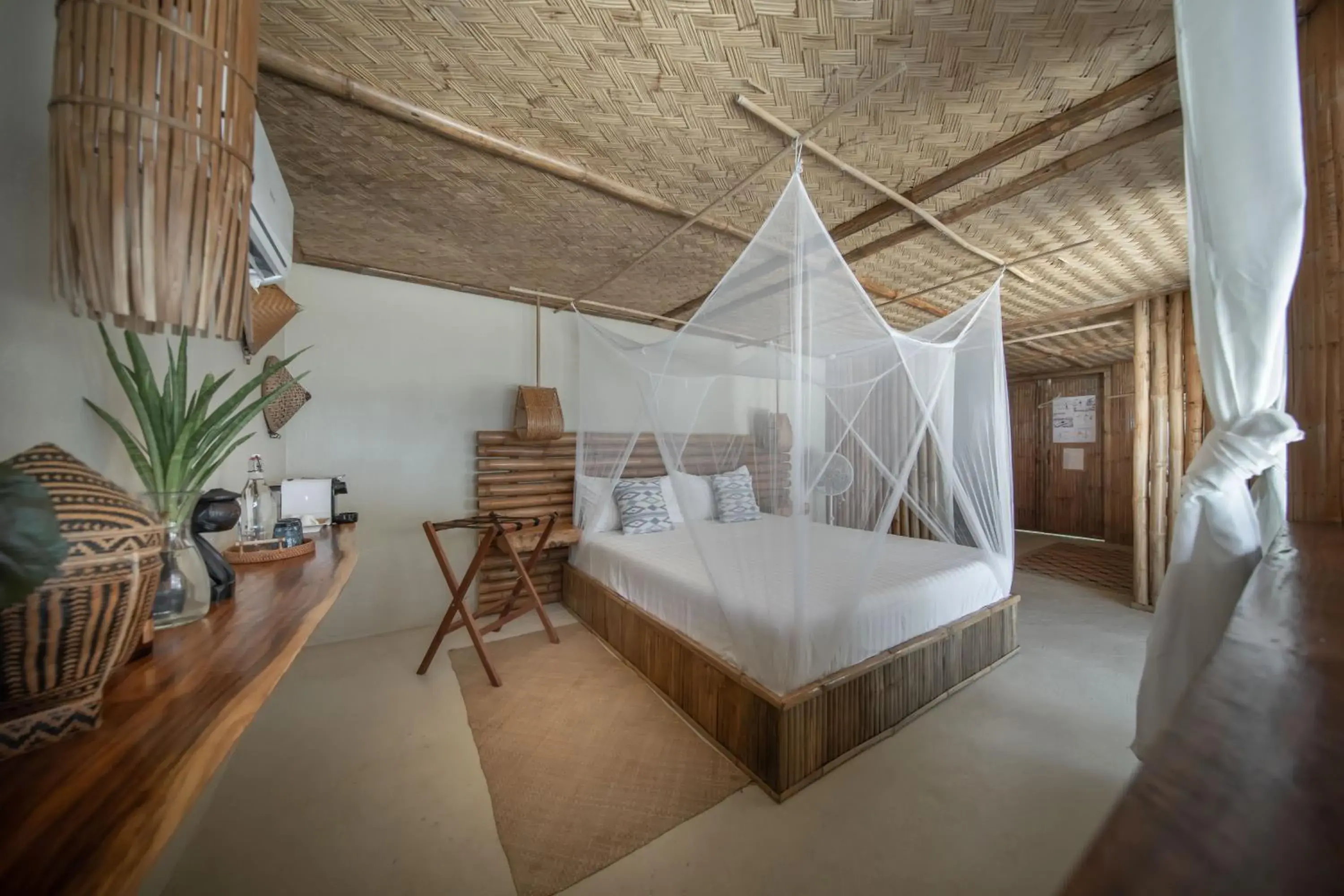 King Room with Pool View in The Beach House Ocam Ocam King Room with Pool View in The Beach House Ocam Ocam