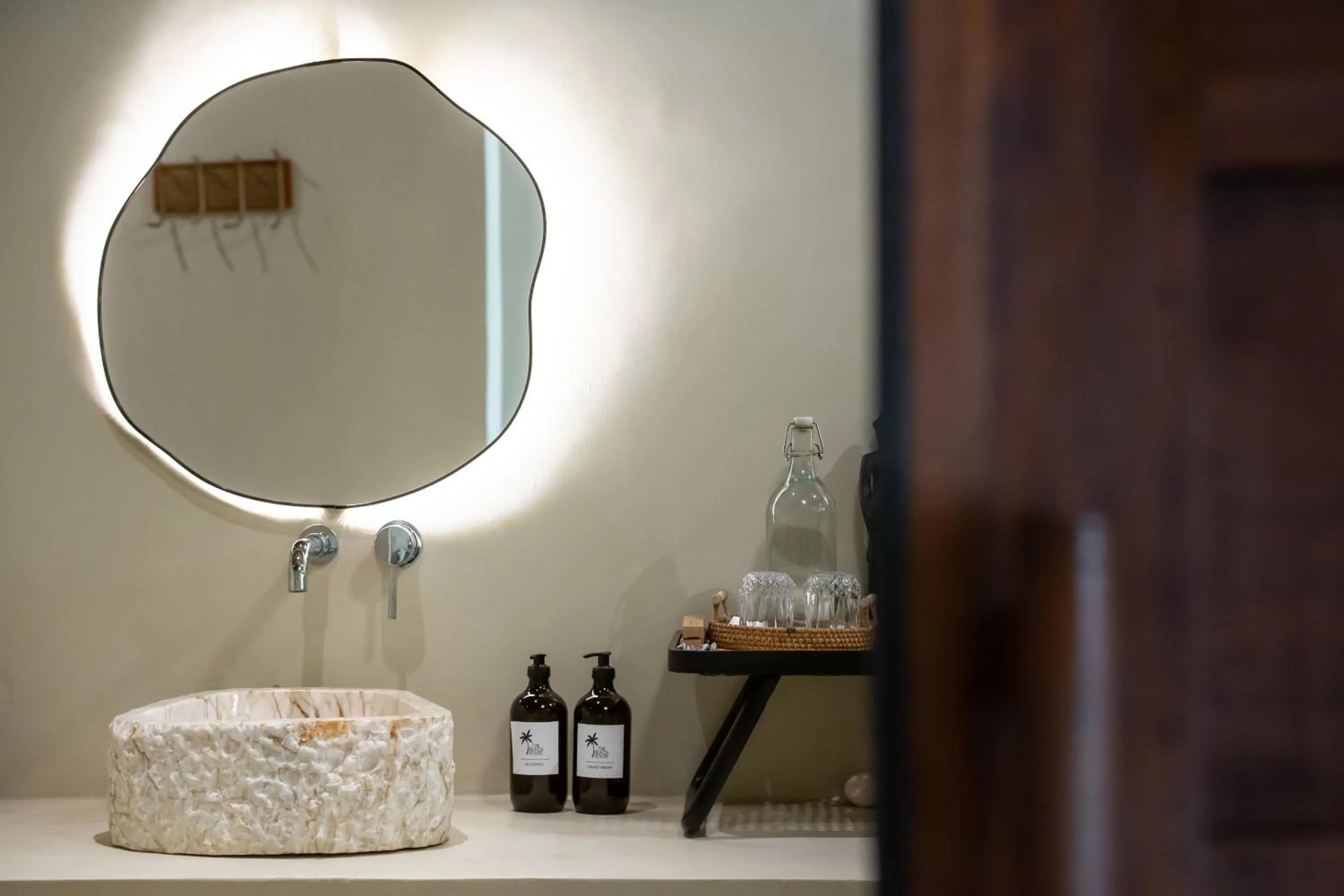 Bathroom in The Beach House Ocam Ocam