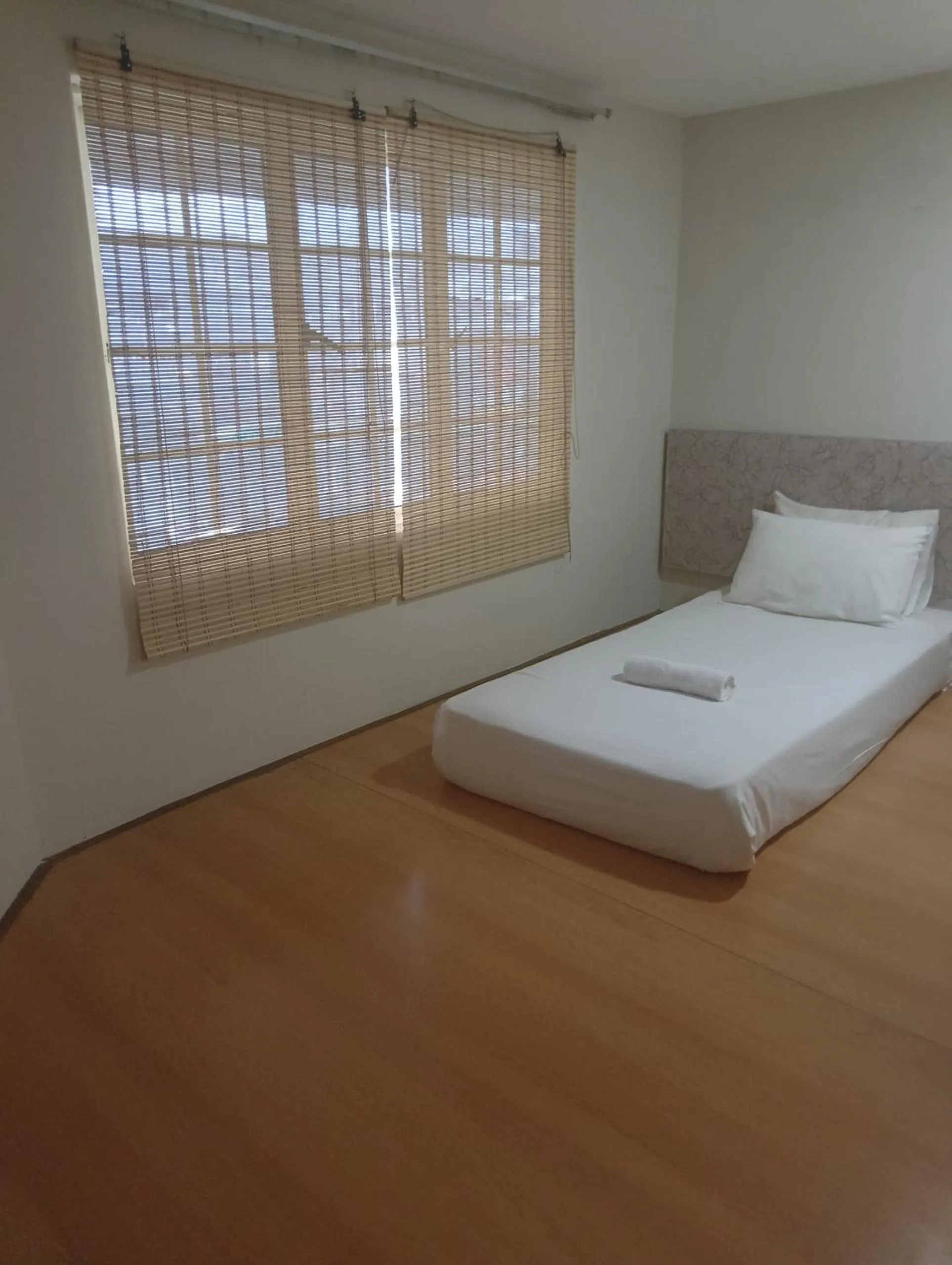 Bed in Swing & Pillows - PJ SS2