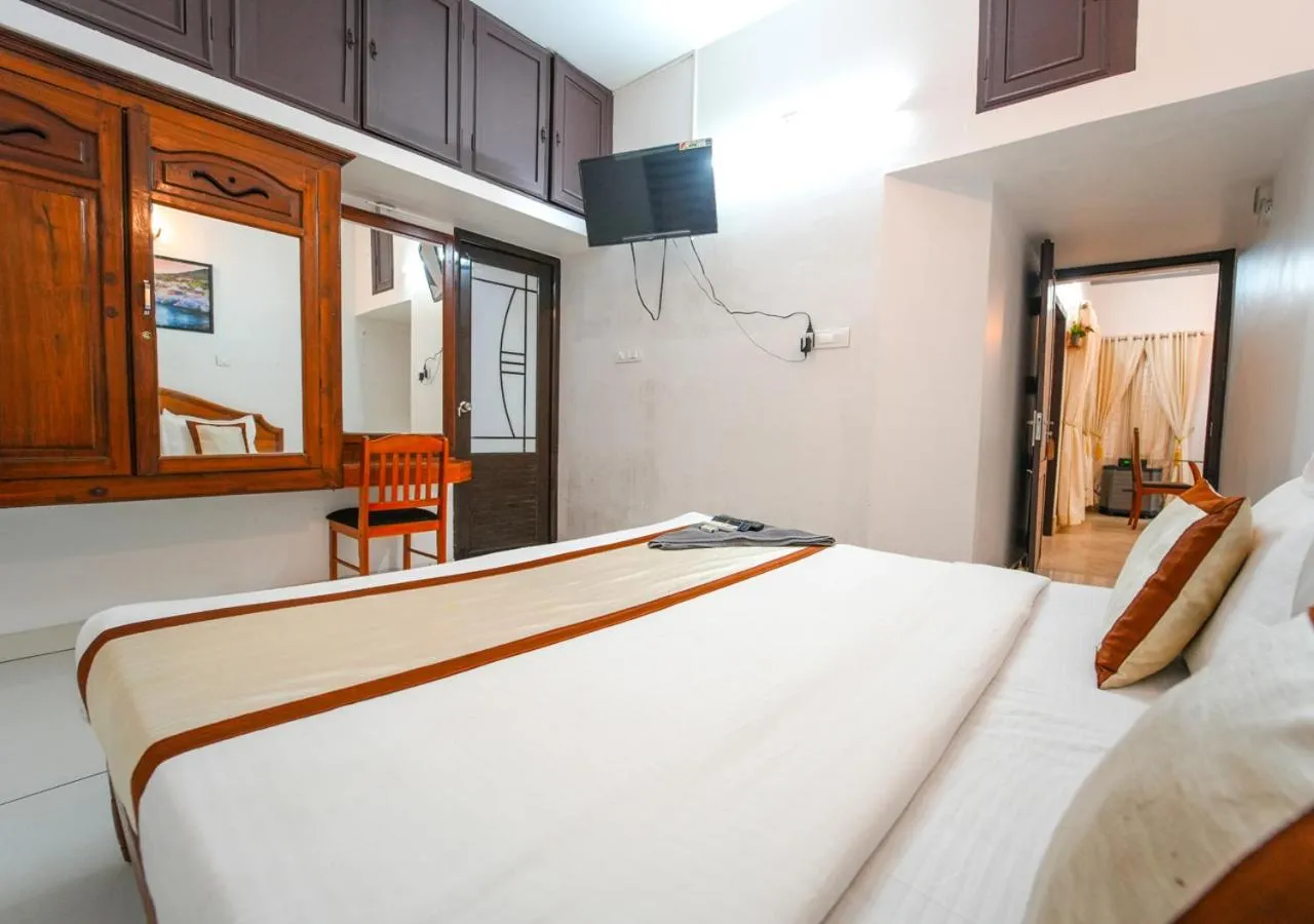 Photo of the whole room, Bed in Pop Tavern Kovalam Beach Villa by VOYE HOMES