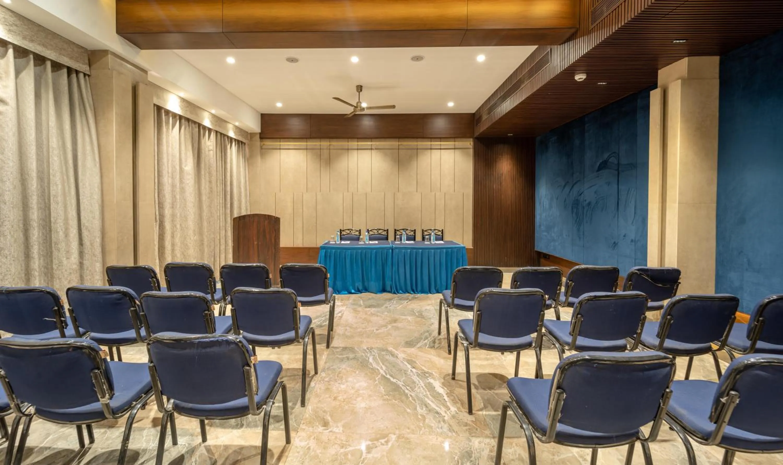 Seating area in Enrise by Sayaji Harda