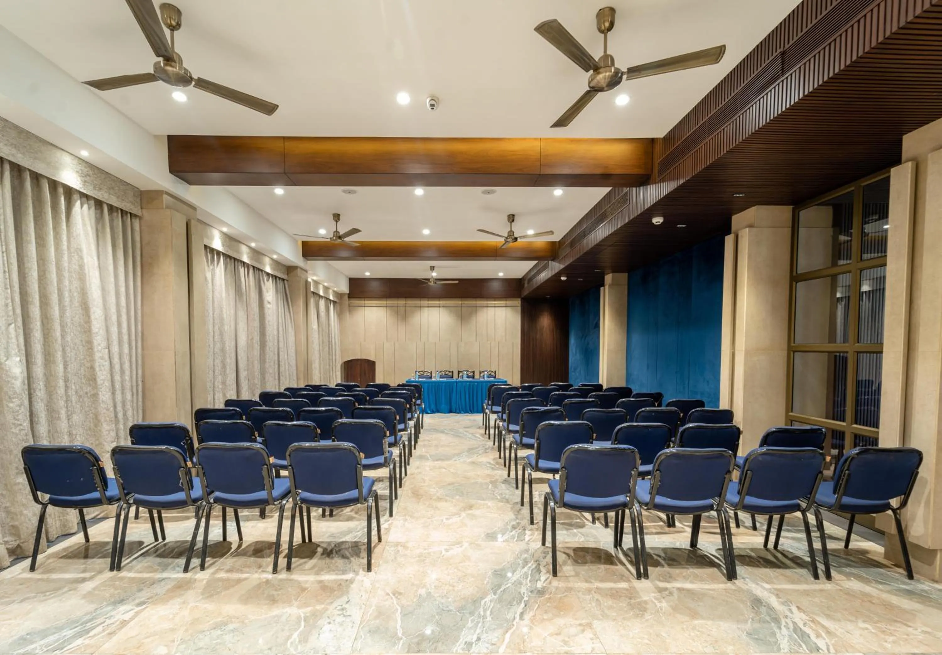 Seating area in Enrise by Sayaji Harda