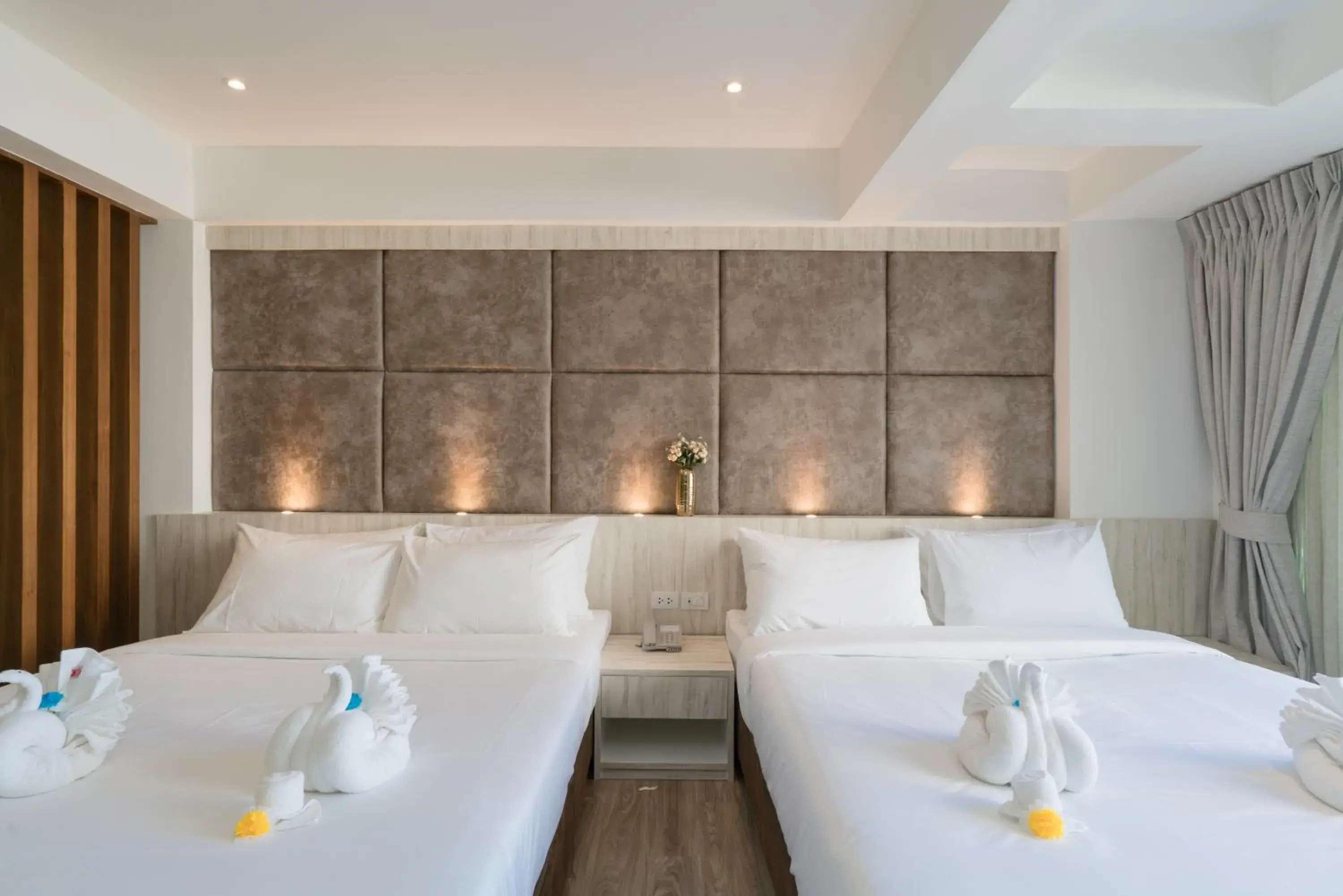 Family Room with Sea View in Destination Patong Family Room with Sea View in Destination Patong