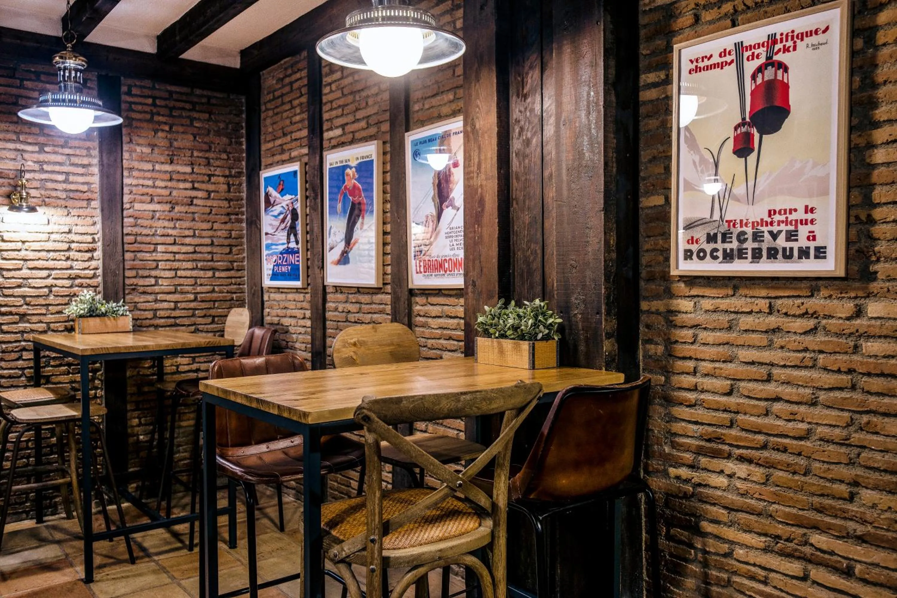 Lounge or bar in Vincci Selección Rumaykiyya