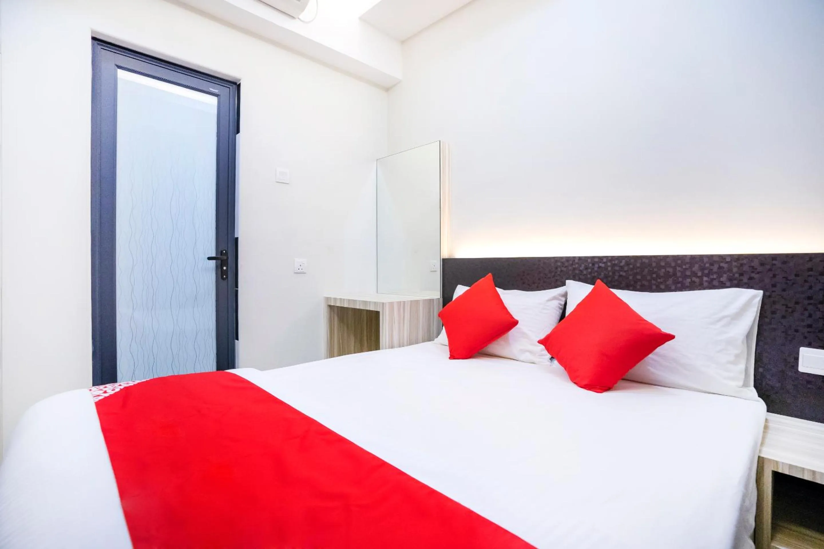 Bedroom in Hope Hotel