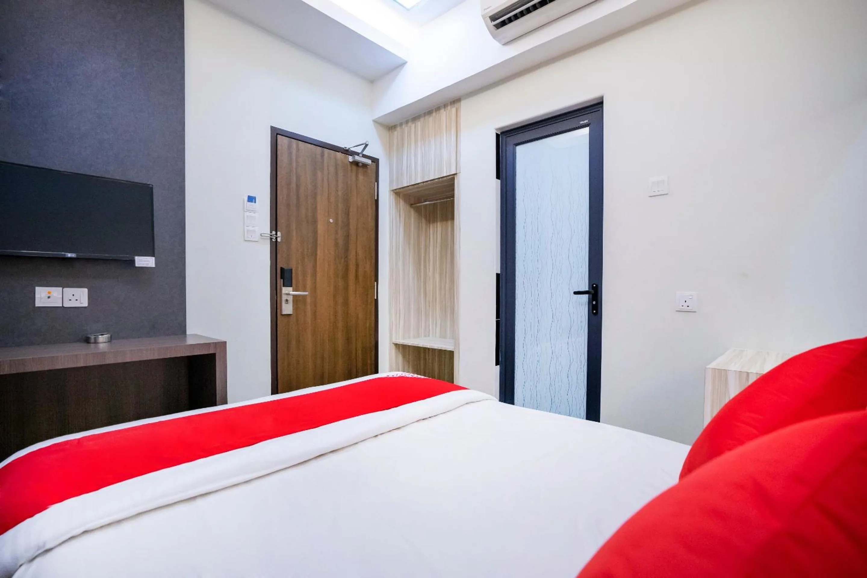 Bedroom in Hope Hotel