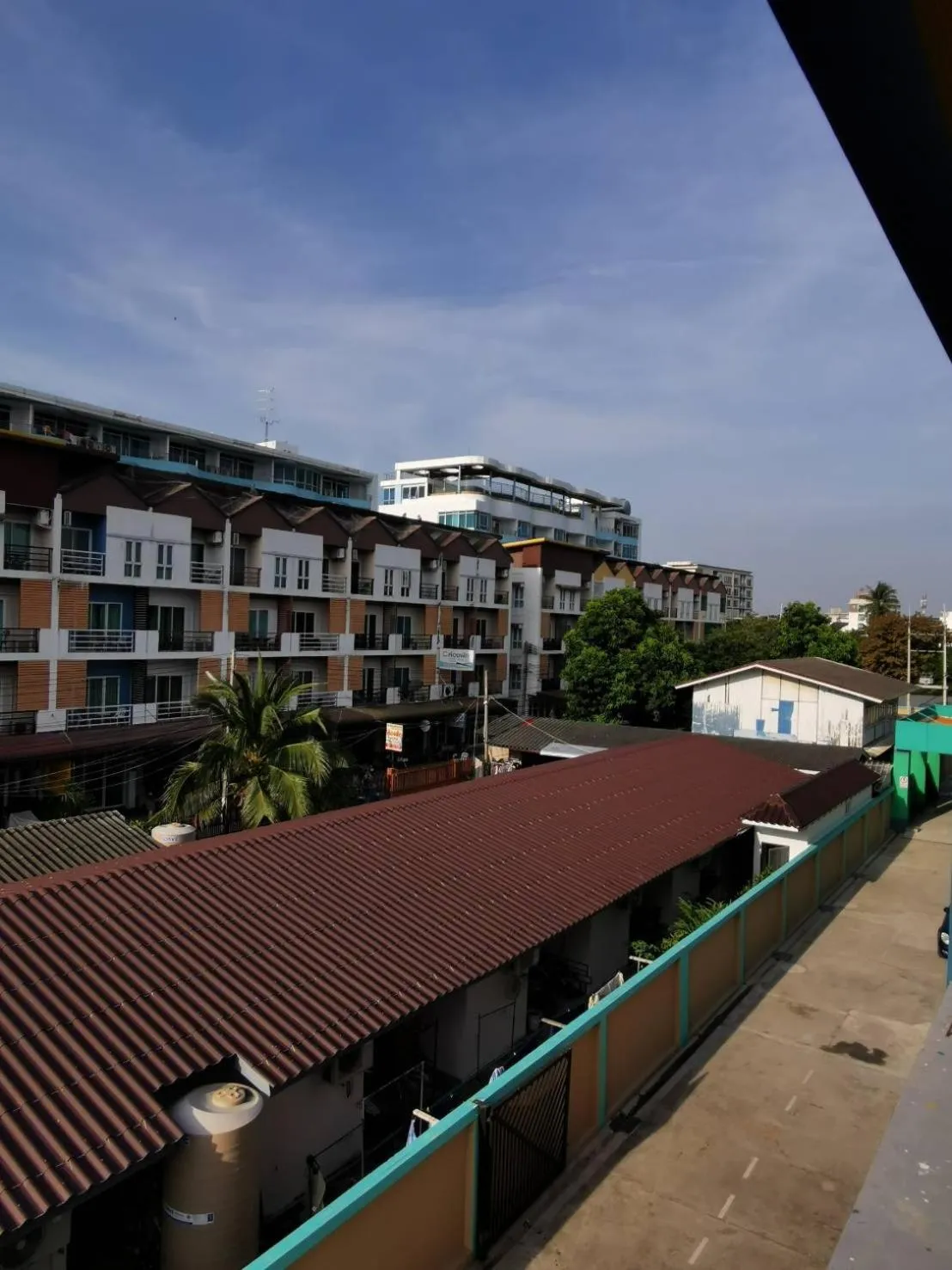 Neighbourhood in The Sea Bangsaen Hotel