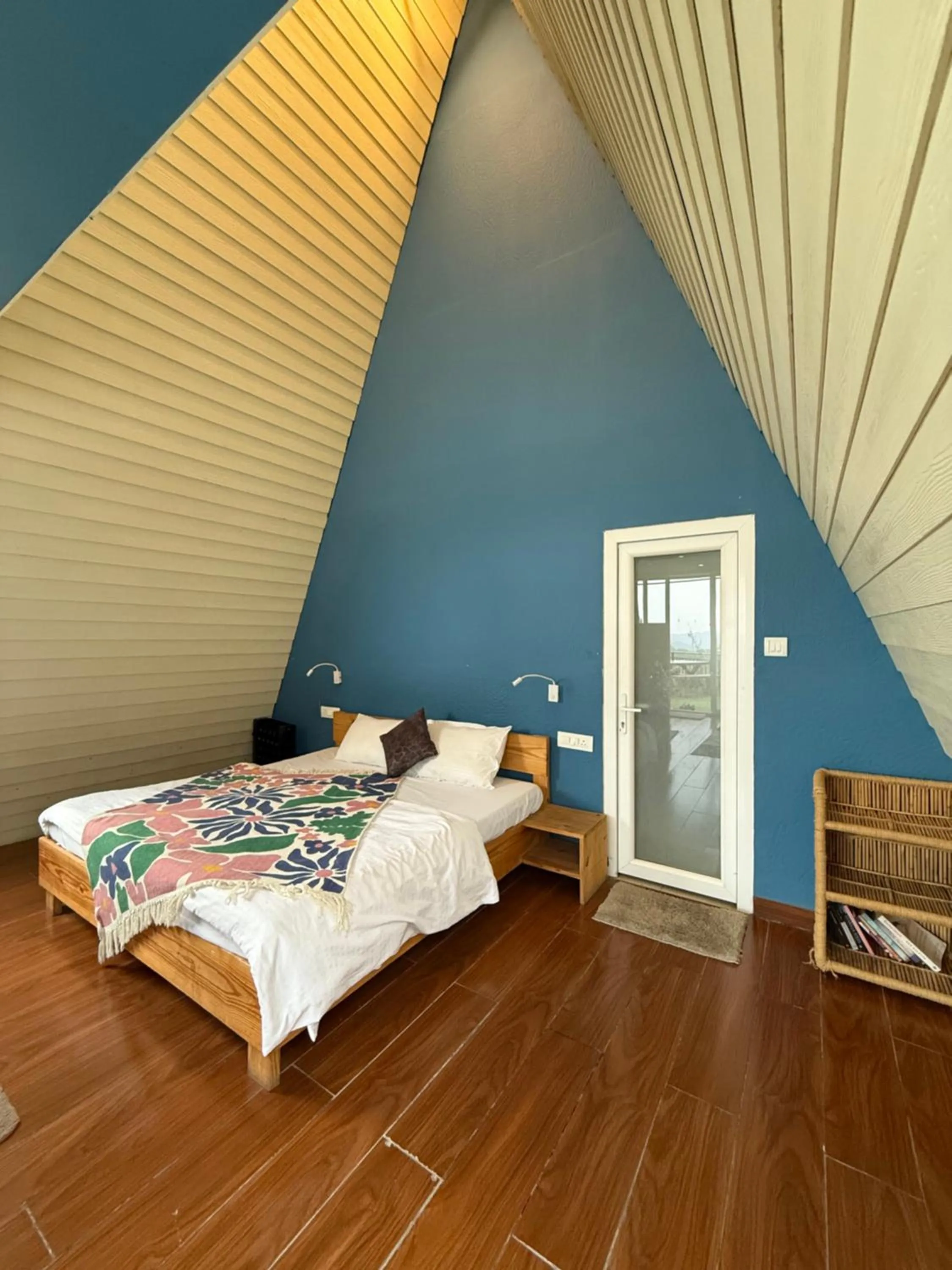 Bed in The Soul Stroll Cottages Retreat