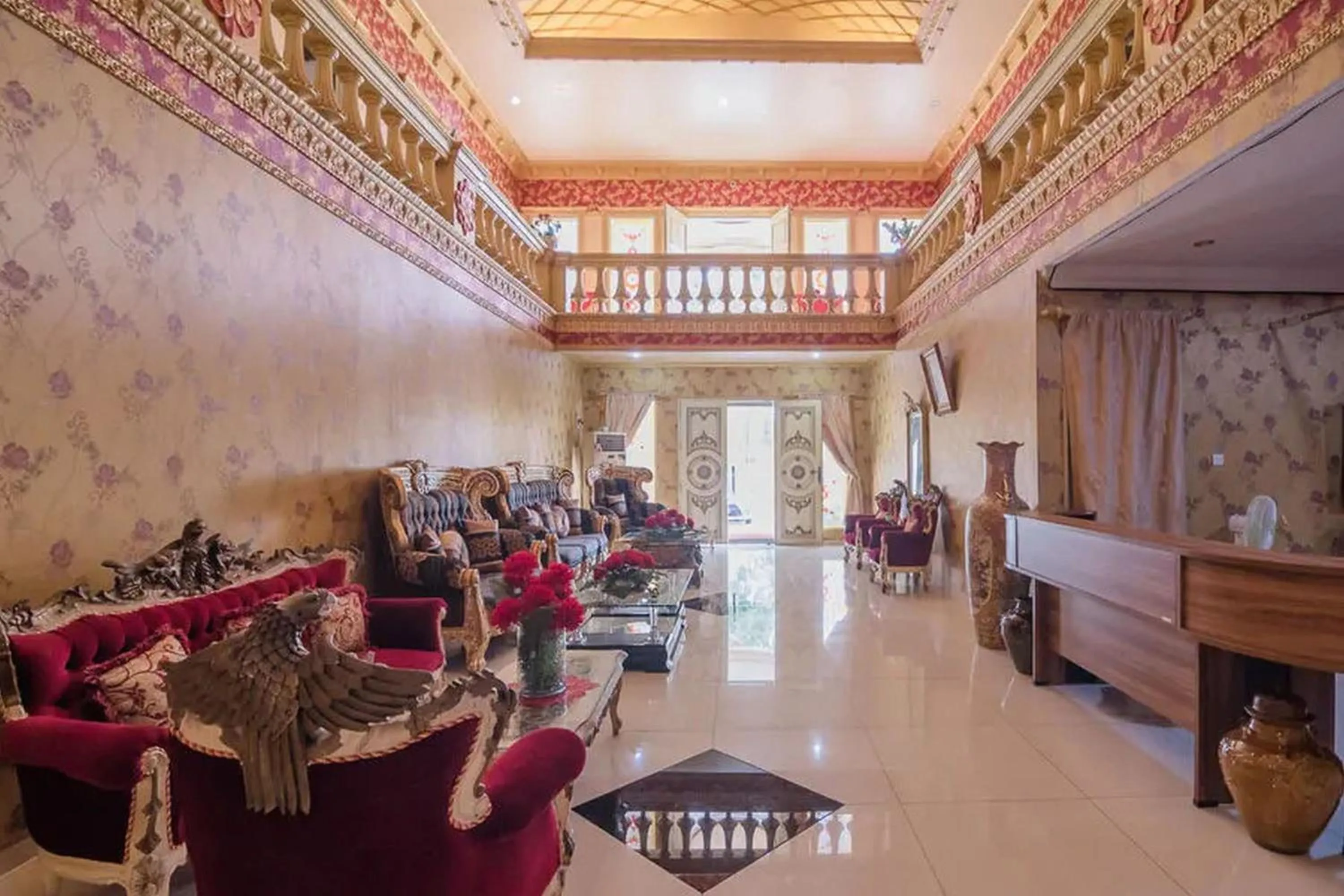 Living room in RedDoorz Syariah at Jalan Ahmad Yani Jambi