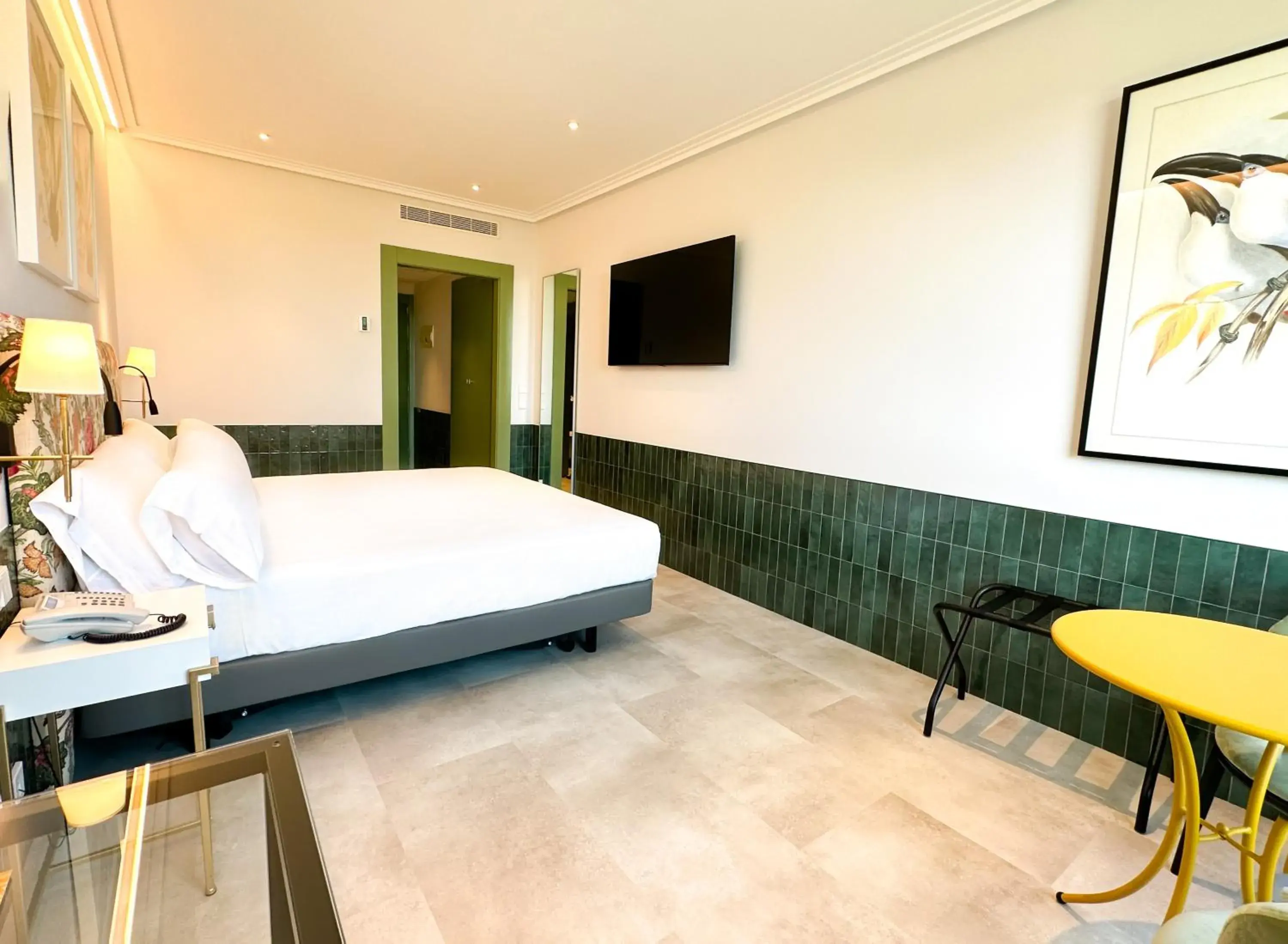 Double Room with City View in Ribera de Triana Hotel Double Room with City View in Ribera de Triana Hotel