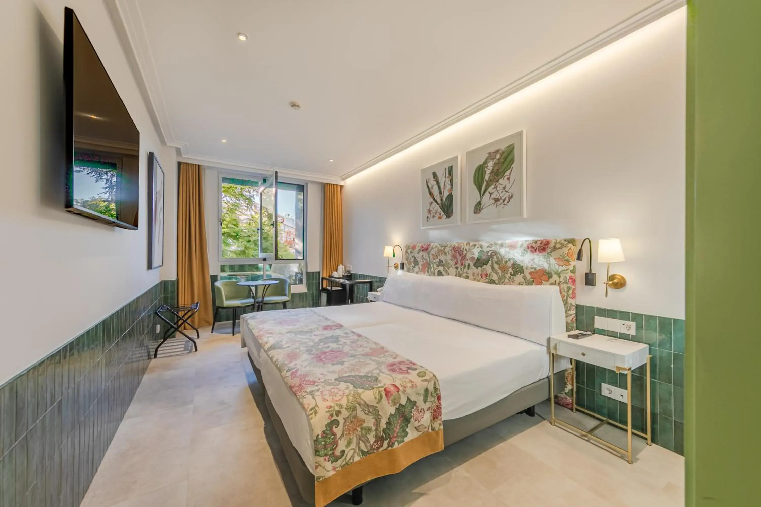 Double or Twin Room with Extra Bed in Ribera de Triana Hotel Double or Twin Room with Extra Bed in Ribera de Triana Hotel