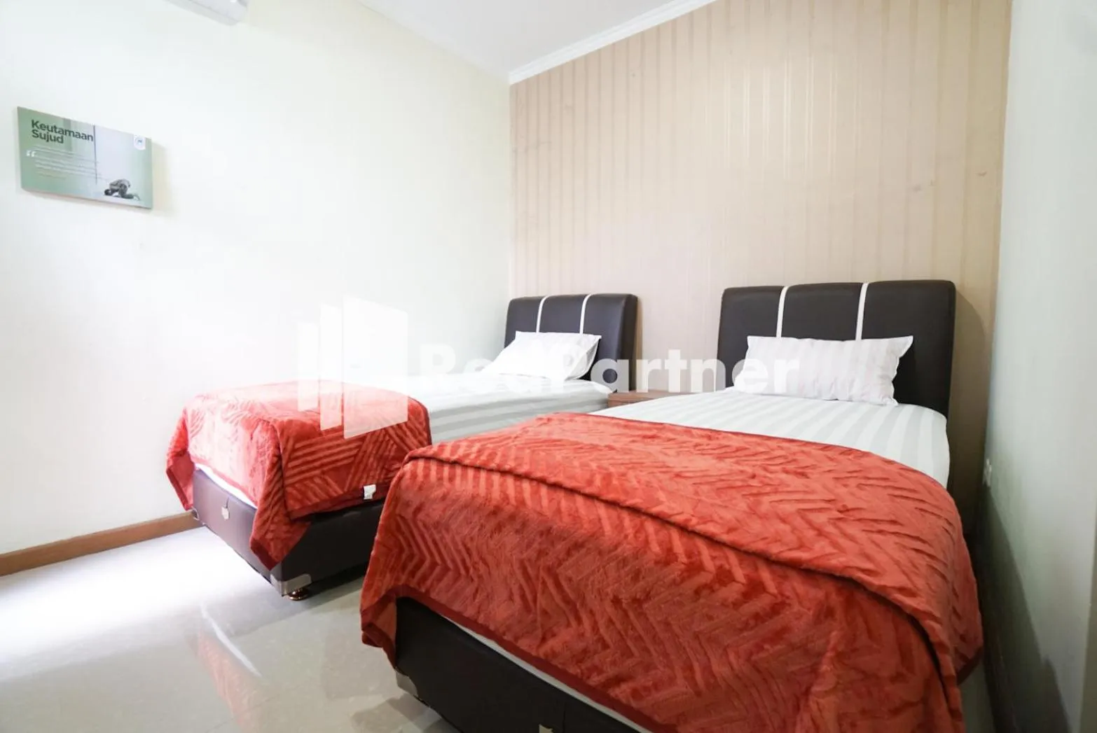 Bedroom, Bed in Fazza Syariah Mitra RedDoorz
