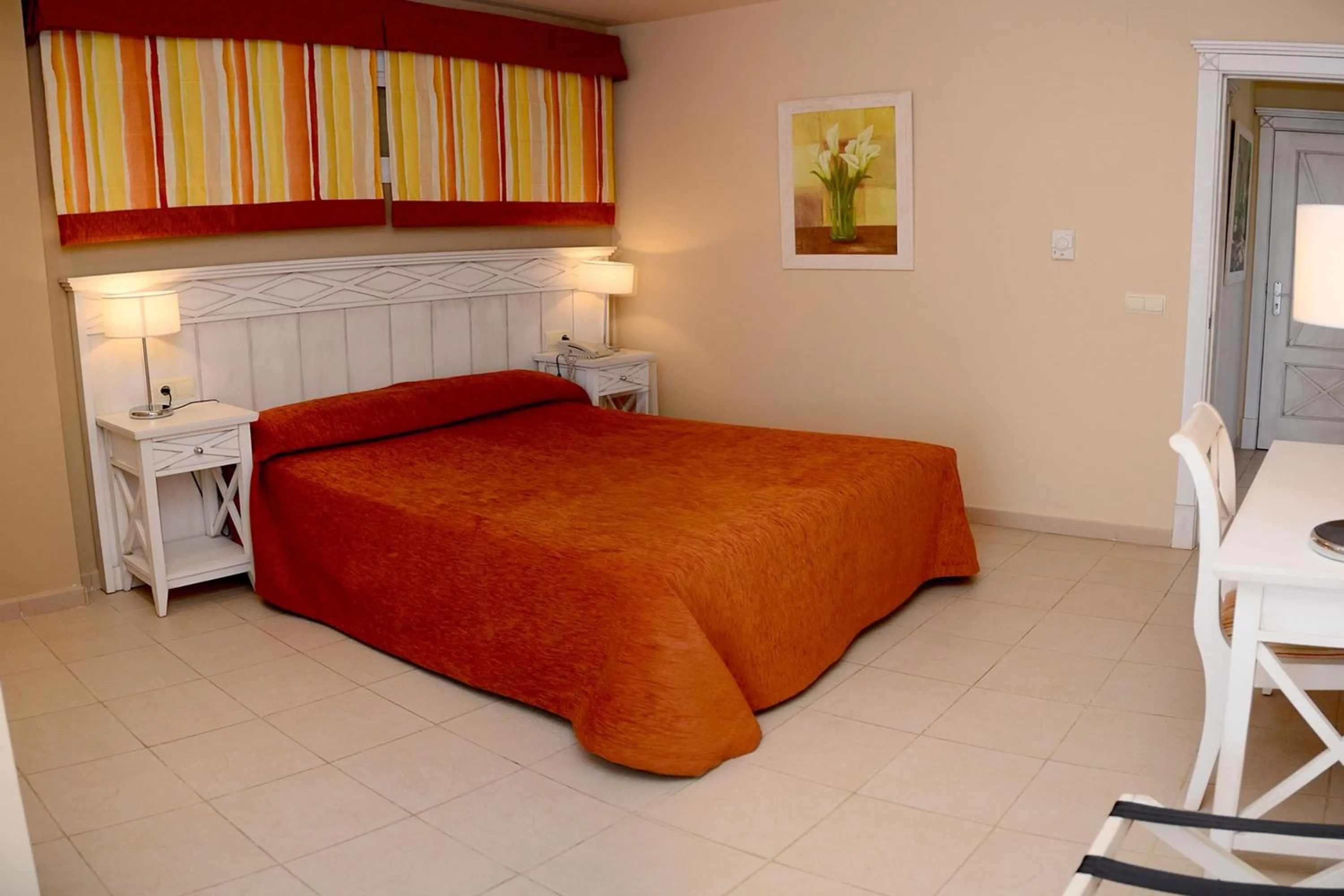 Photo of the whole room, Bed in Apartamentos Piedramar