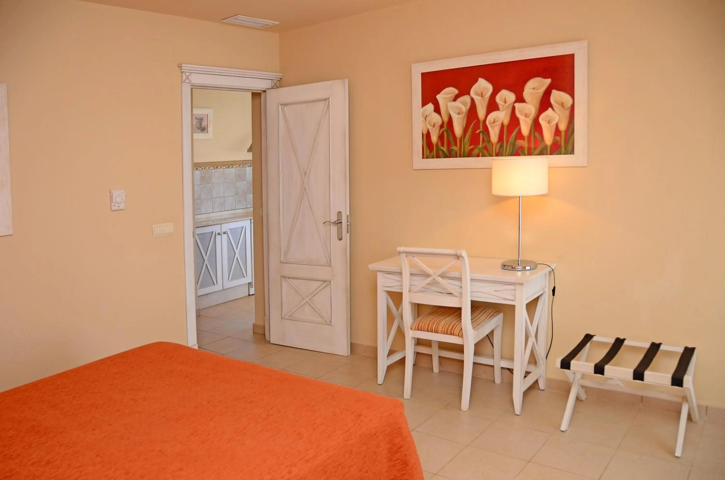 Photo of the whole room, Bed in Apartamentos Piedramar