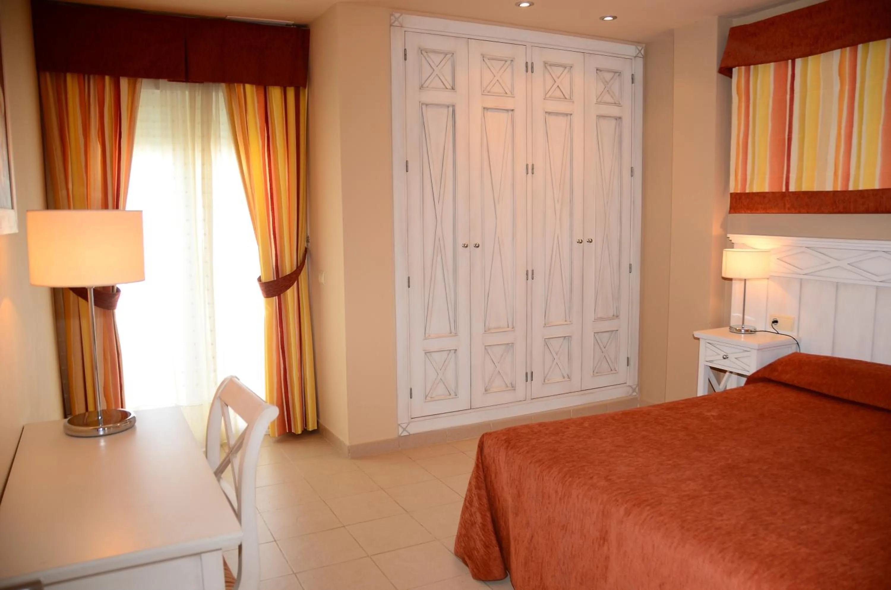 Photo of the whole room, Bed in Apartamentos Piedramar