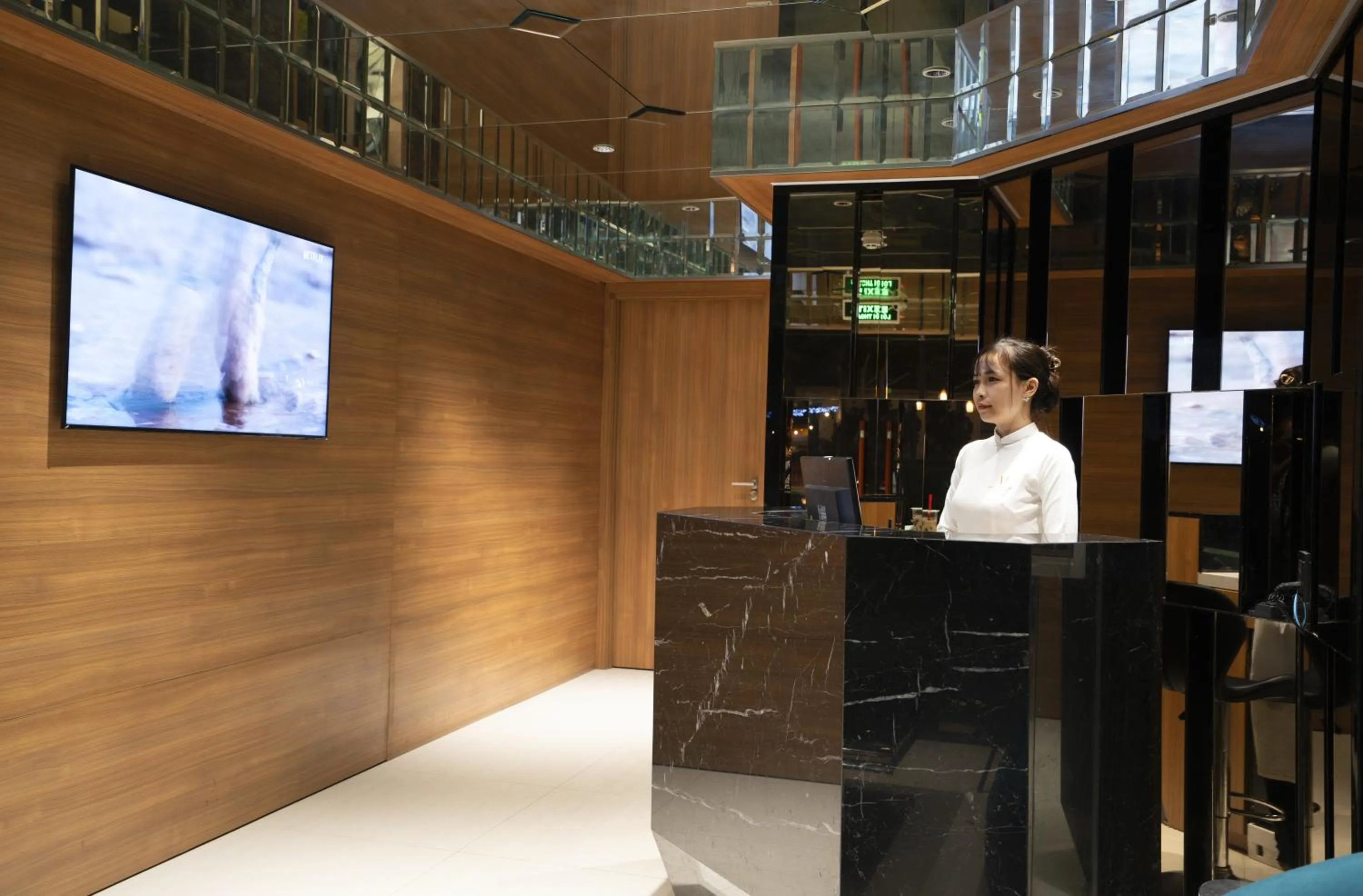 Lobby or reception in Millennium Hue Hotel