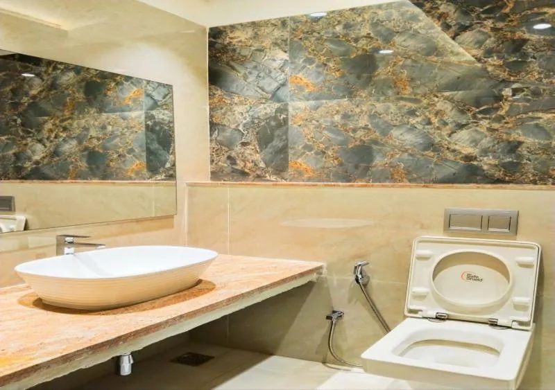 The Paradise Hotel - LUXURY STAY