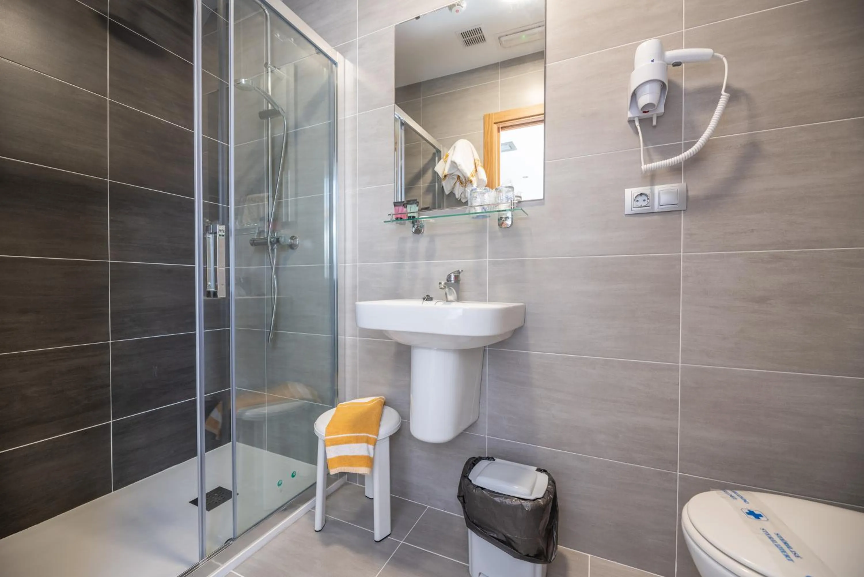 Bathroom in Hotel Montemar *** Superior