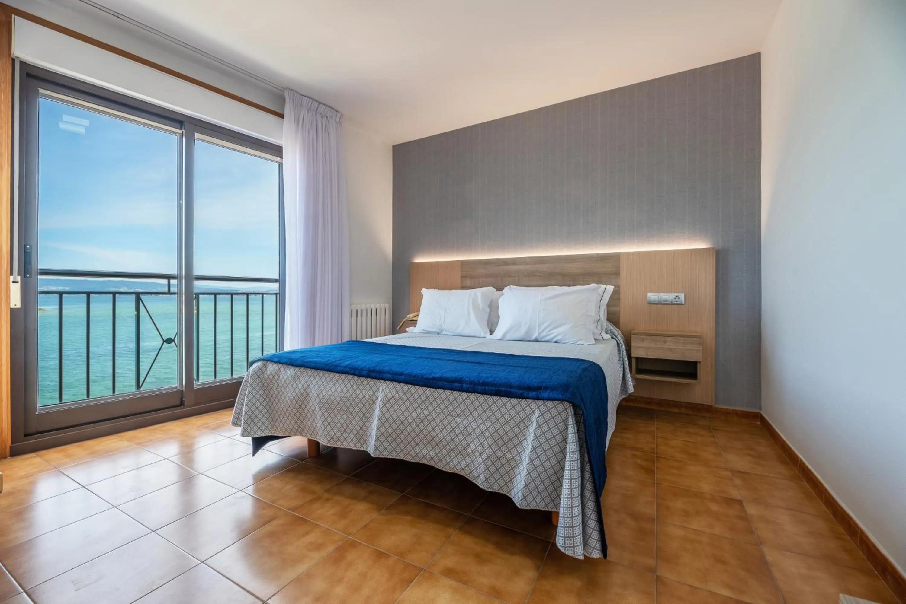 Bed in Hotel Montemar *** Superior