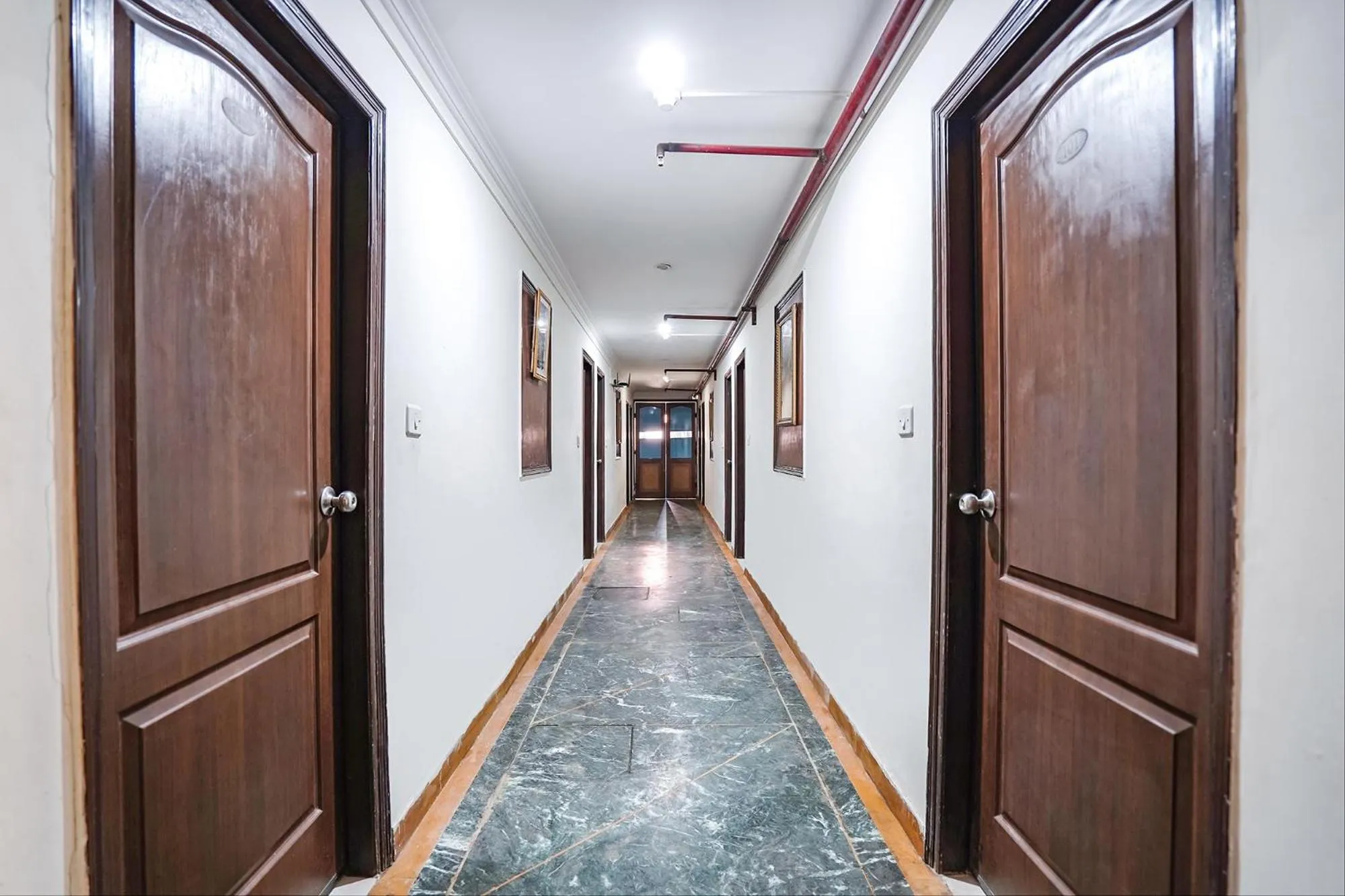 Lobby or reception in FabHotel Taj Heritage