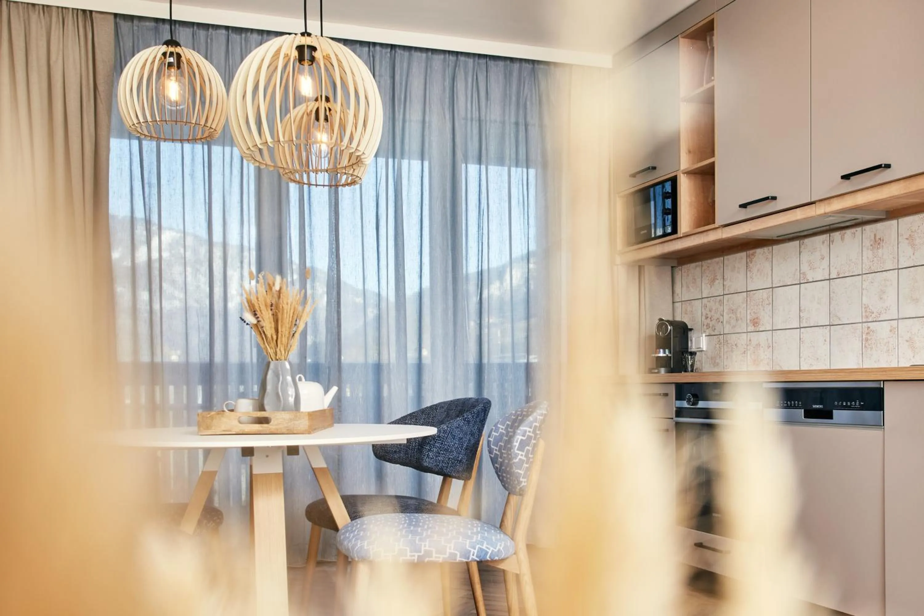 kitchen in HOMEBOUND APARTMENTS Bad Goisern - contactless check-in