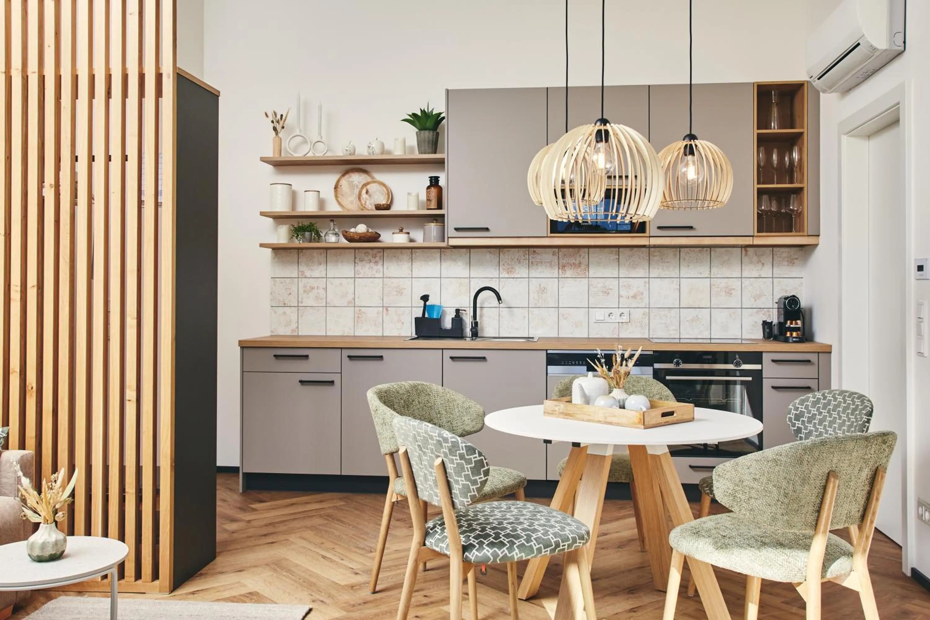 Kitchen or kitchenette in HOMEBOUND APARTMENTS Bad Goisern - contactless check-in