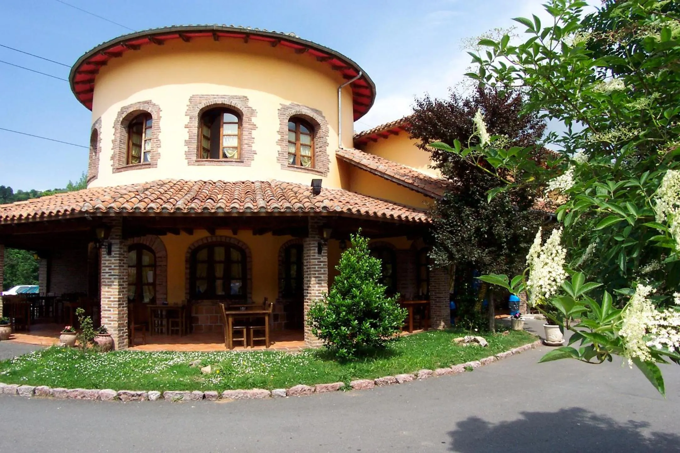 Facade/entrance in Conjunto Hotelero La Pasera